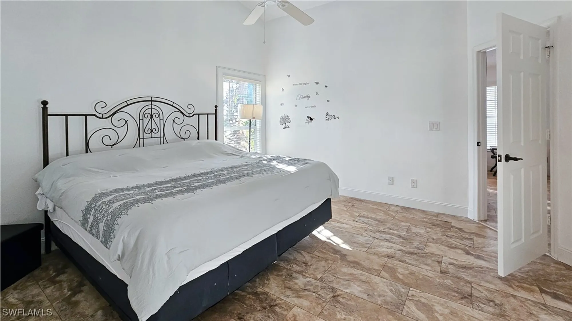 Property Slideshow image 41 of 50 | 14805 crooked pond ct, Fort Myers, FL, 33908