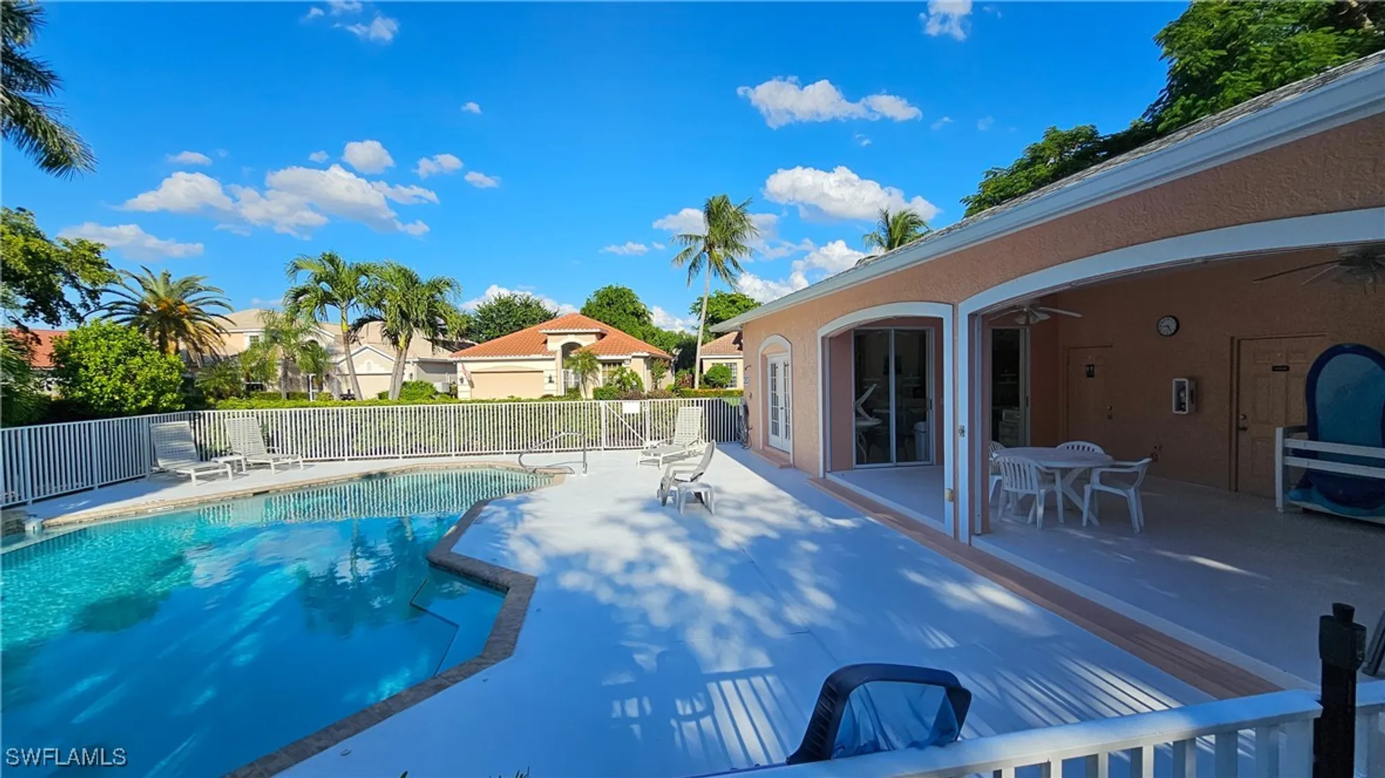 Property Slideshow image 7 of 50 | 14805 crooked pond ct, Fort Myers, FL, 33908