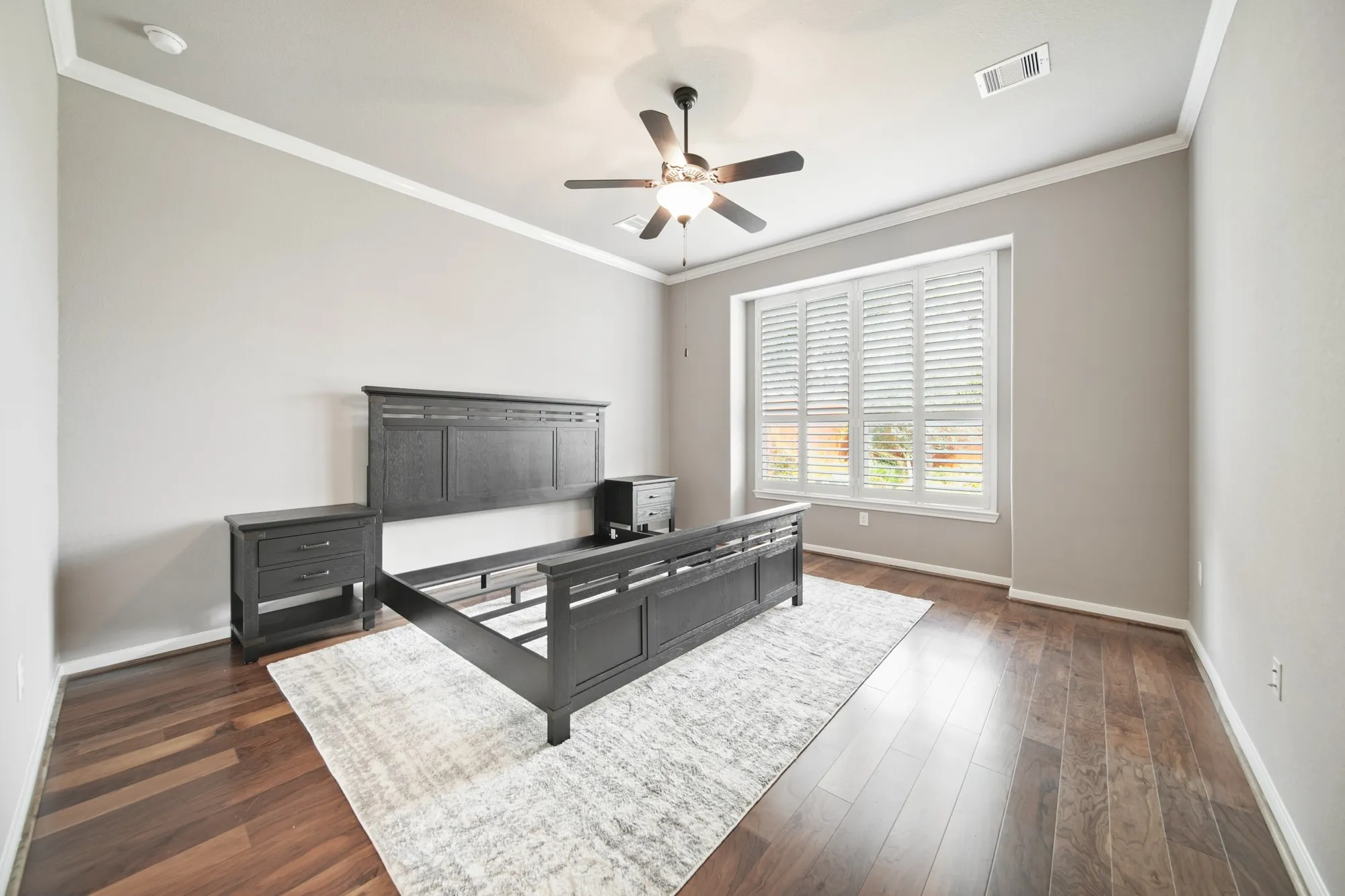 Property Slideshow image 17 of 33 | 2417 e tuschman, Pearland, TX, 77581