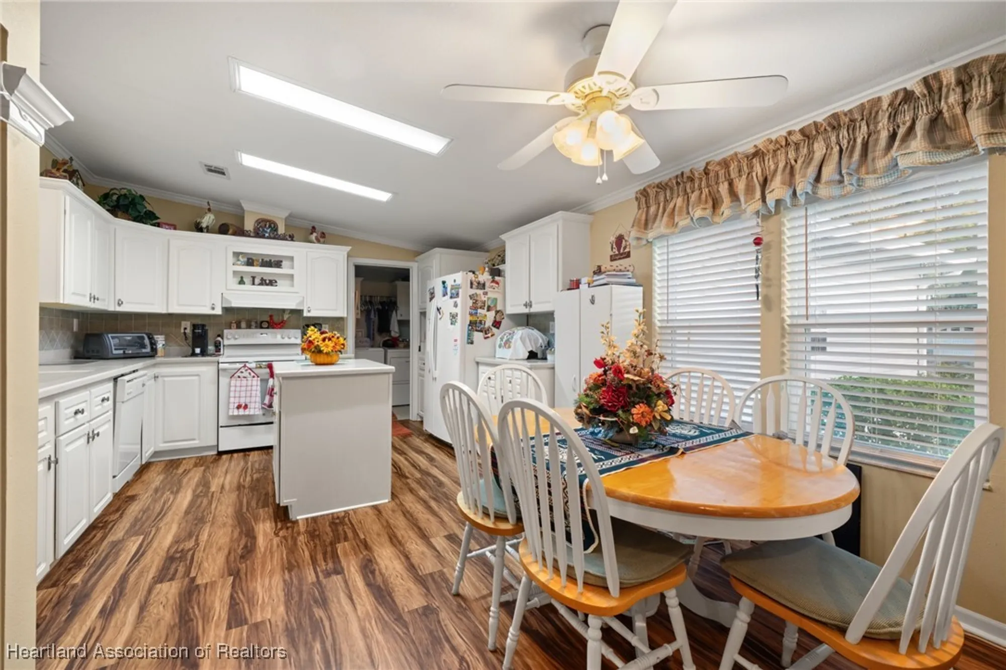 Property Slideshow image 11 of 47 | 2716 e waterview dr, Avon Park, FL, 33825