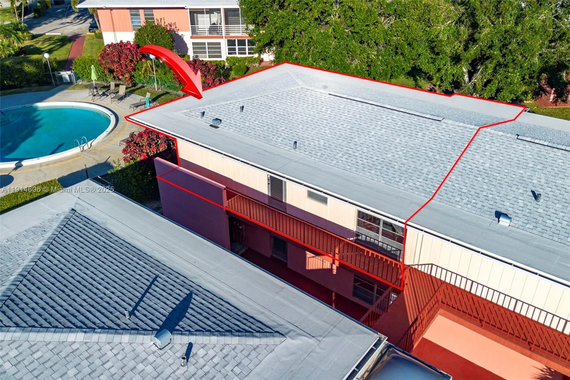 Property Slideshow image 17 of 53 | 18 golfs edge d, West Palm Beach, FL, 33417