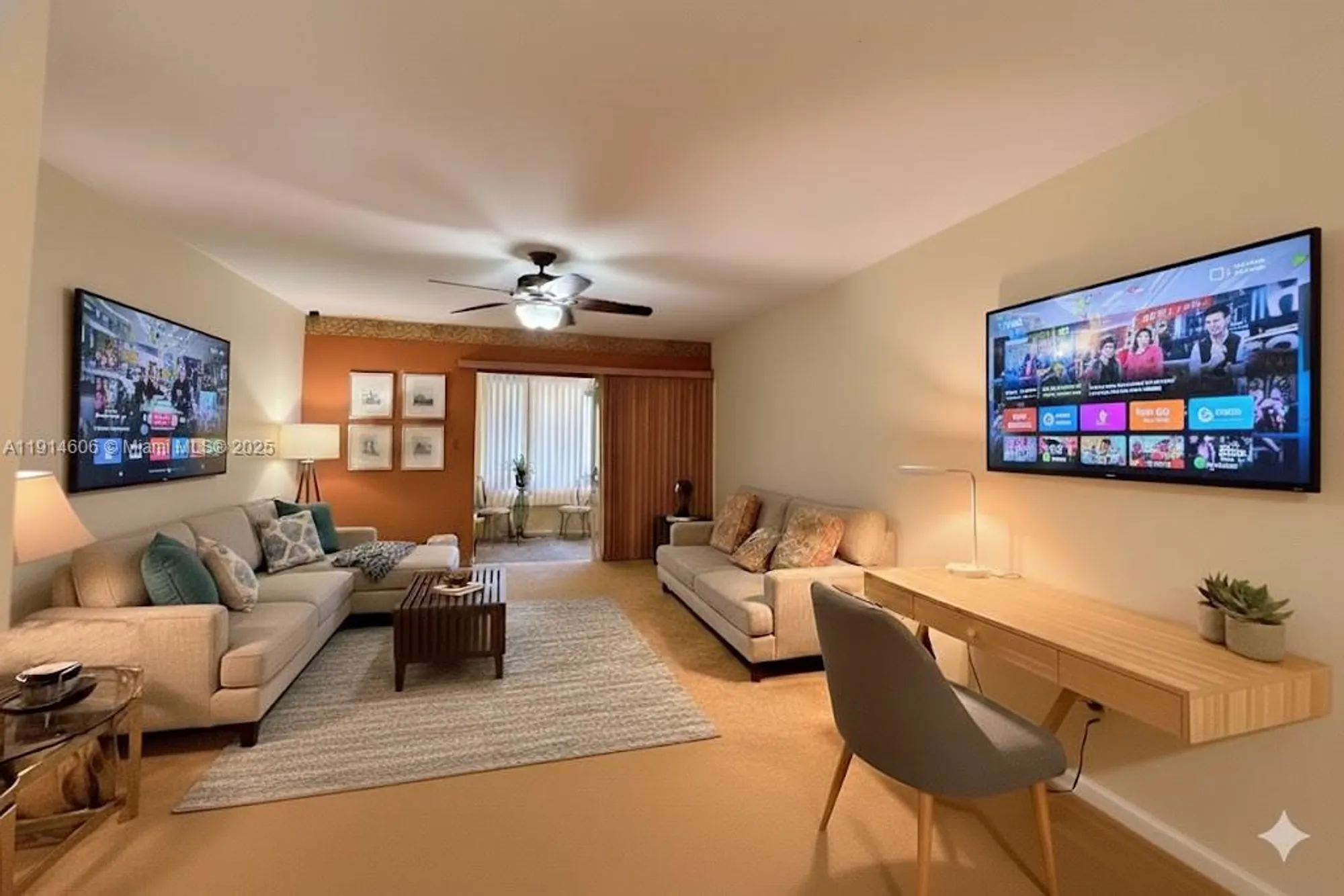 Property Slideshow image 4 of 53 | 18 golfs edge d, West Palm Beach, FL, 33417