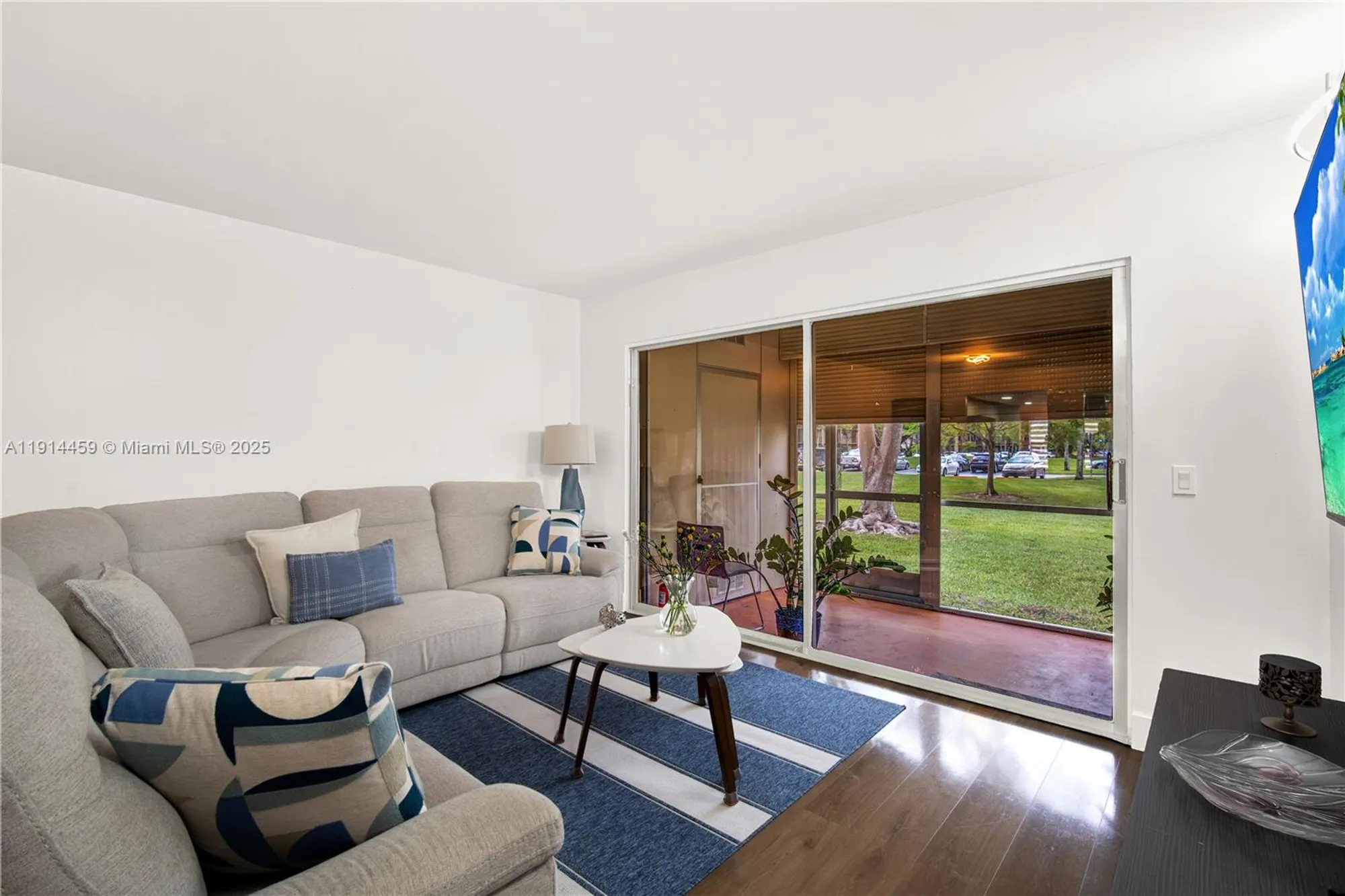 Property Slideshow image 12 of 41 | 1100 sw 130th ave h112, Pembroke Pines, FL, 33027