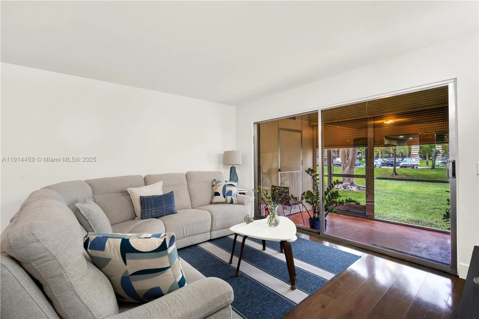 Property Slideshow image 13 of 41 | 1100 sw 130th ave h112, Pembroke Pines, FL, 33027