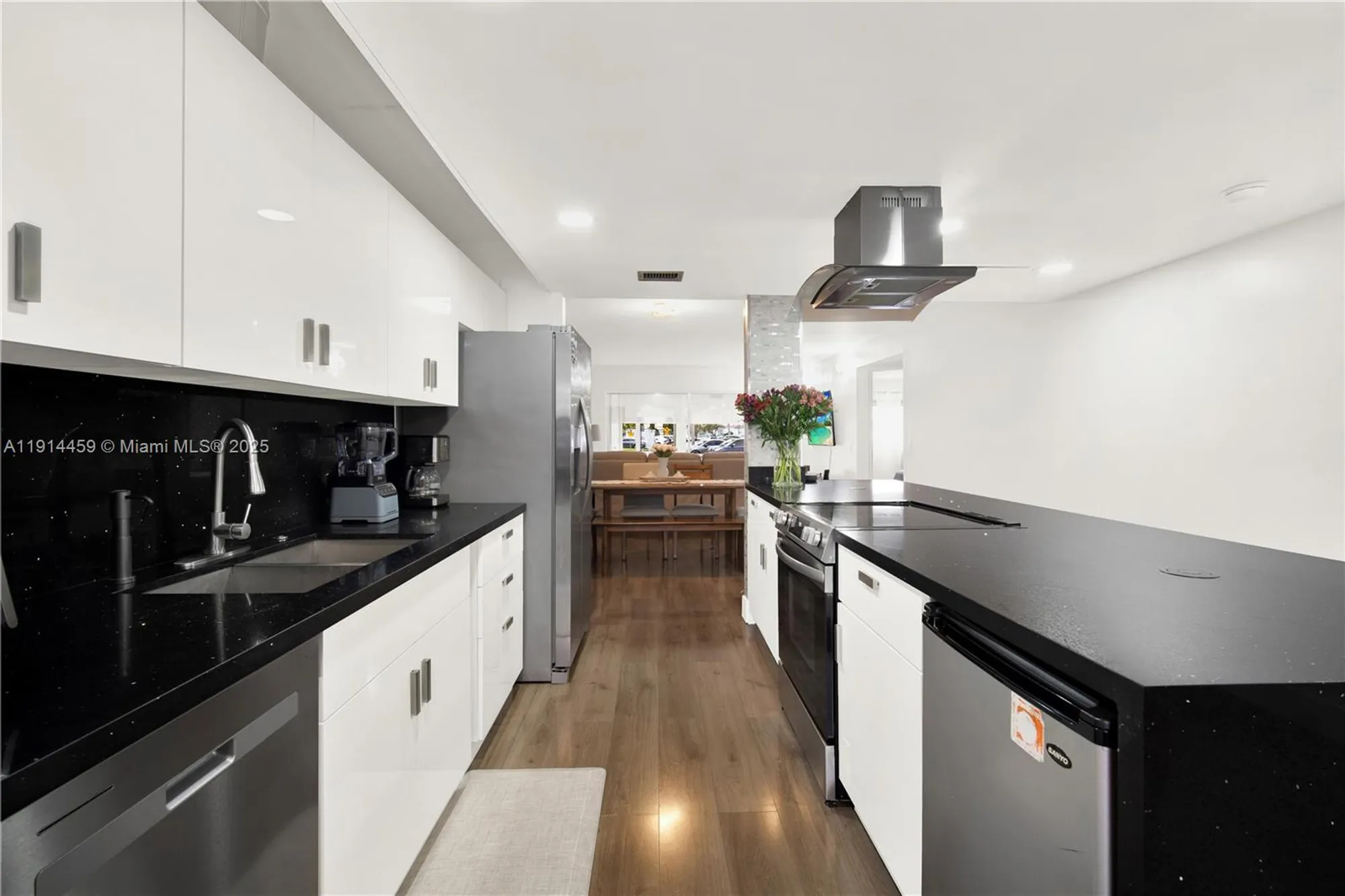 Property Slideshow image 4 of 41 | 1100 sw 130th ave h112, Pembroke Pines, FL, 33027