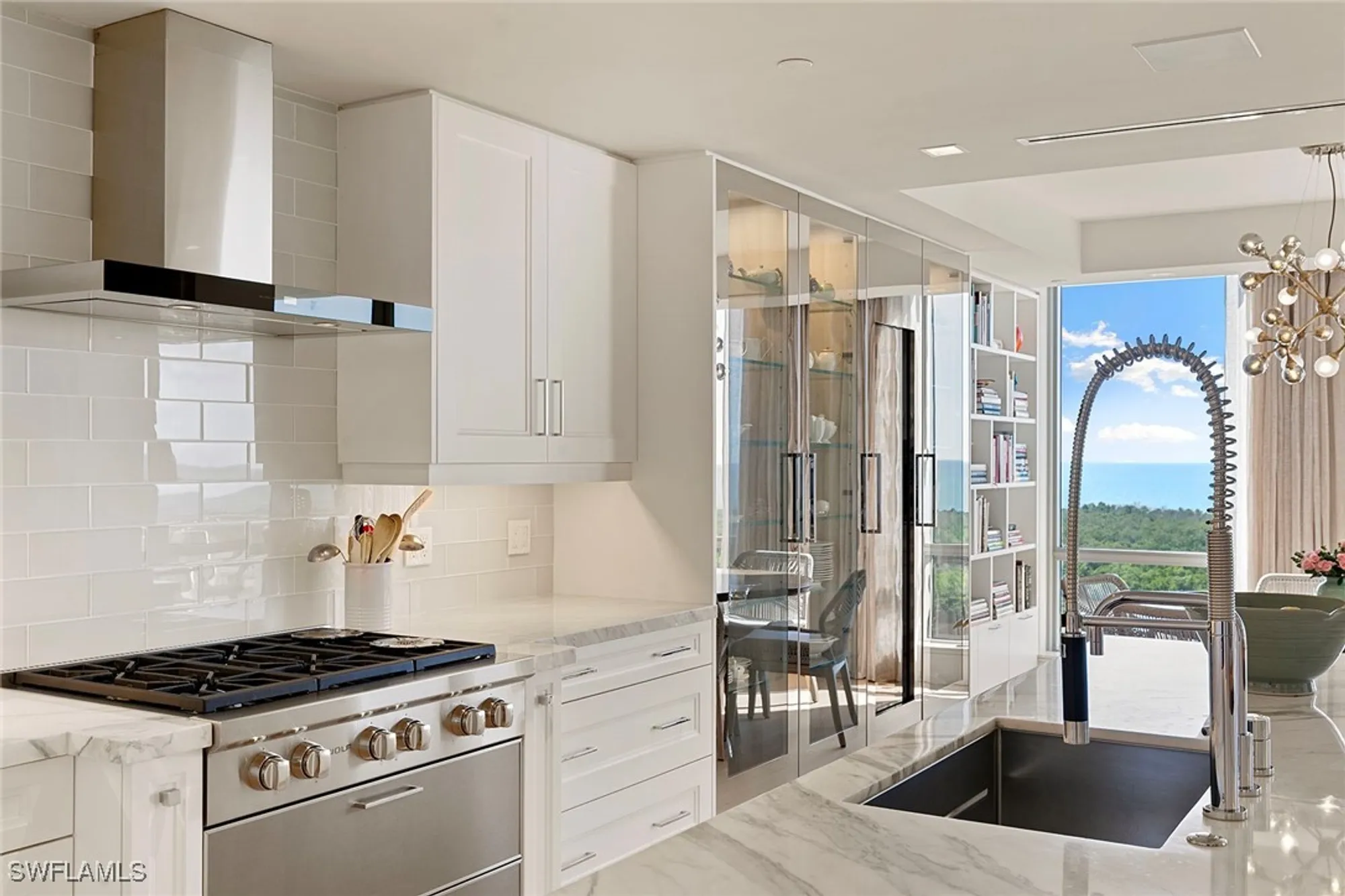 Property Slideshow image 12 of 50 | 6897 grenadier blvd 902, Naples, FL, 34108