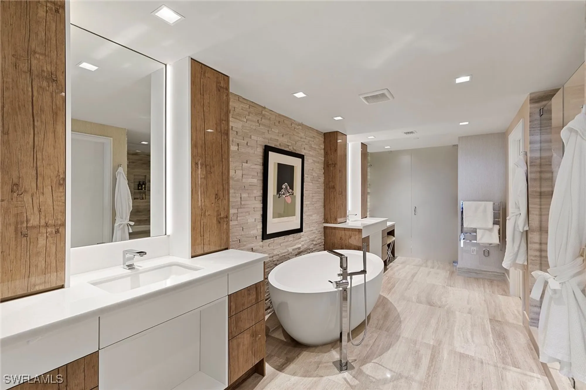 Property Slideshow image 27 of 50 | 6897 grenadier blvd 902, Naples, FL, 34108