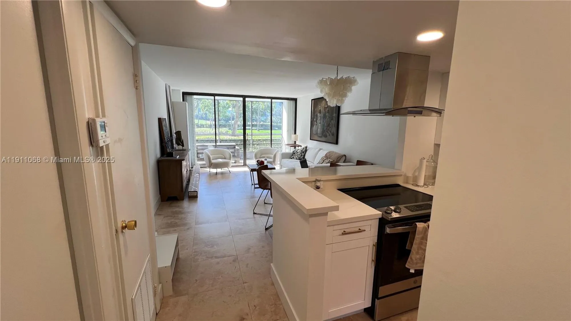 Property Slideshow image 2 of 10 | 20500 w country club dr apt 117, Aventura, FL, 33180