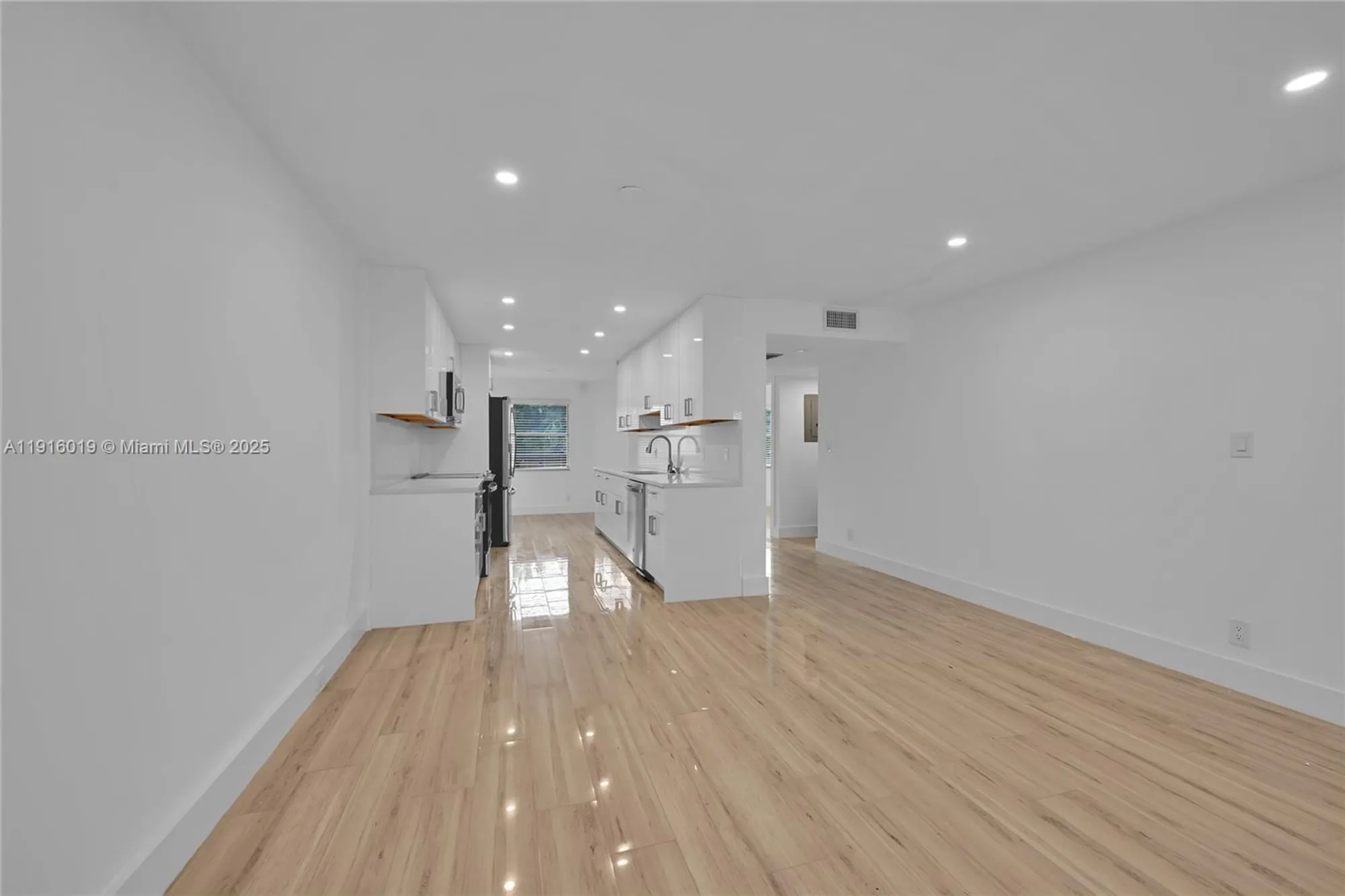 Property Slideshow image 19 of 41 | 1703 andros isle g2, Coconut Creek, FL, 33066