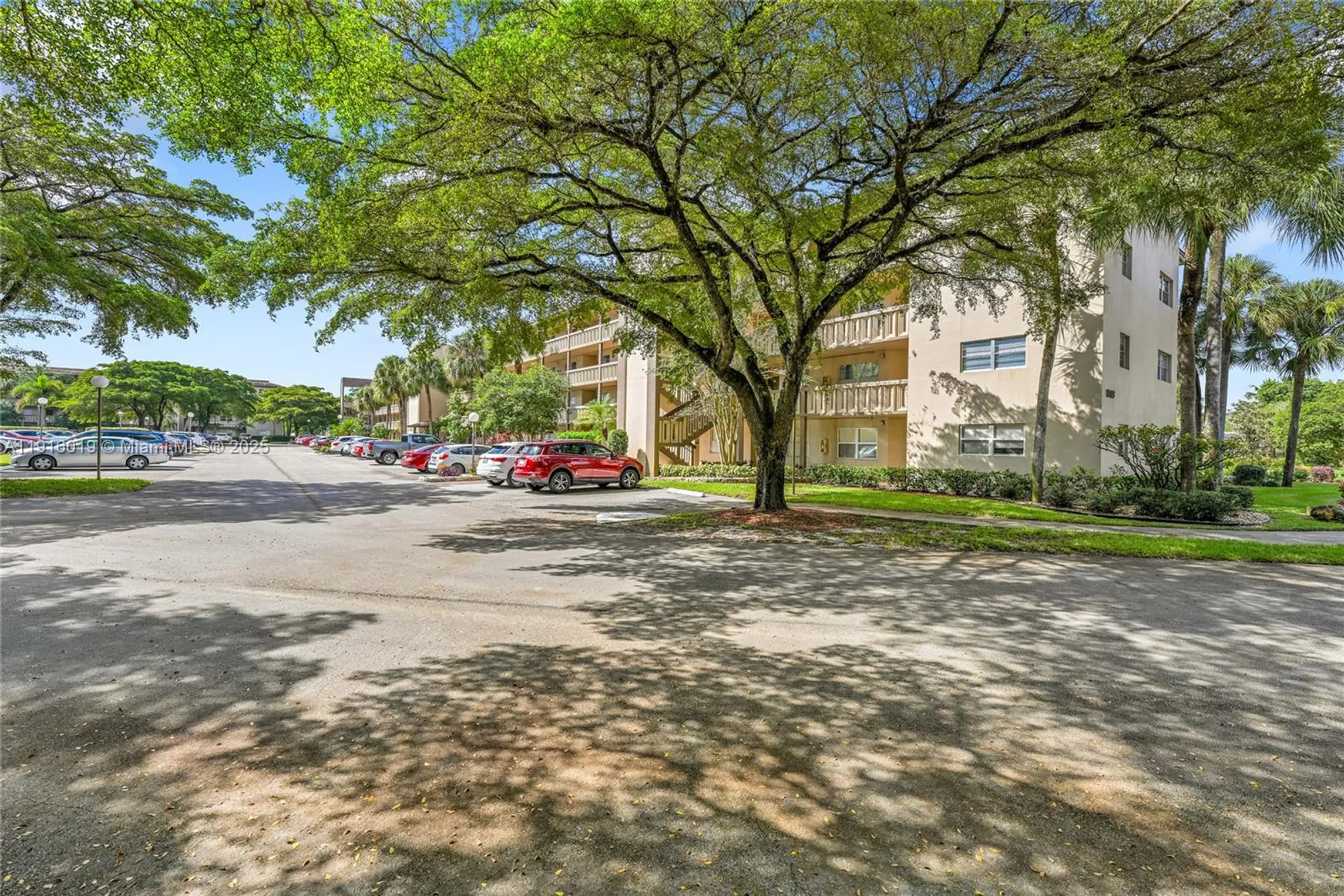 Property Slideshow image 5 of 41 | 1703 andros isle g2, Coconut Creek, FL, 33066