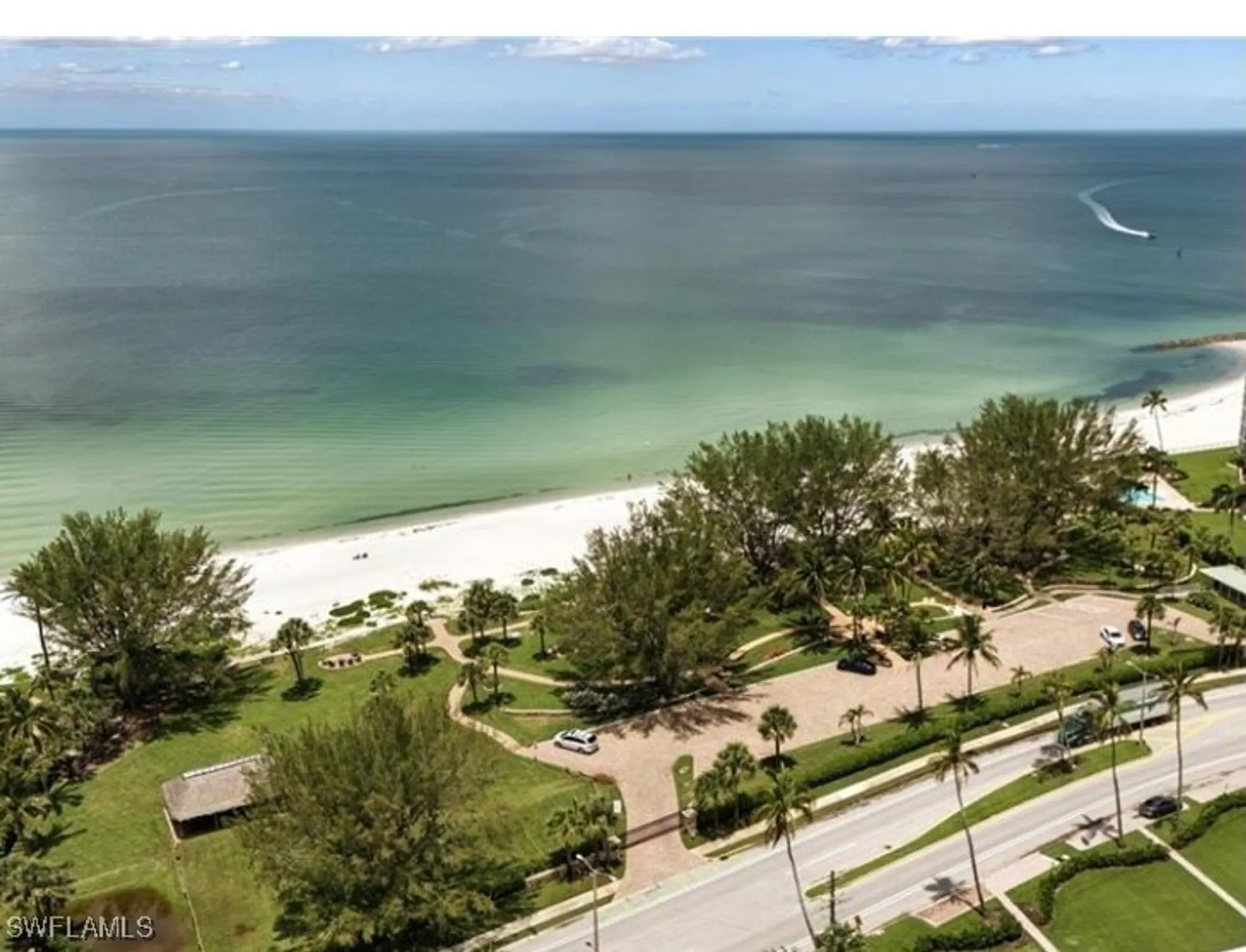 Property Slideshow image 12 of 14 | 626 rudder rd, Naples, FL, 34102