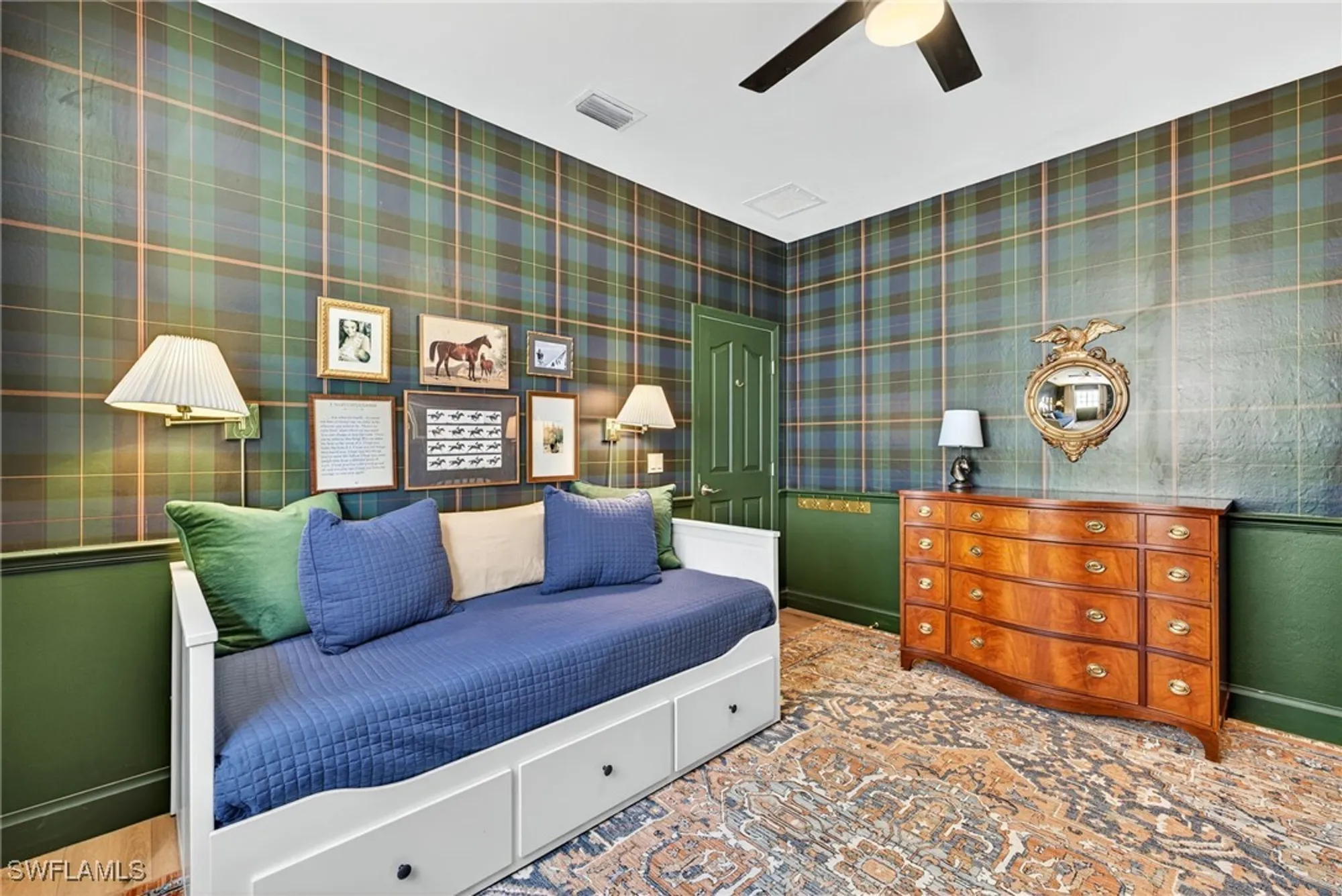 Property Slideshow image 22 of 33 | 263 silverado dr, Naples, FL, 34119