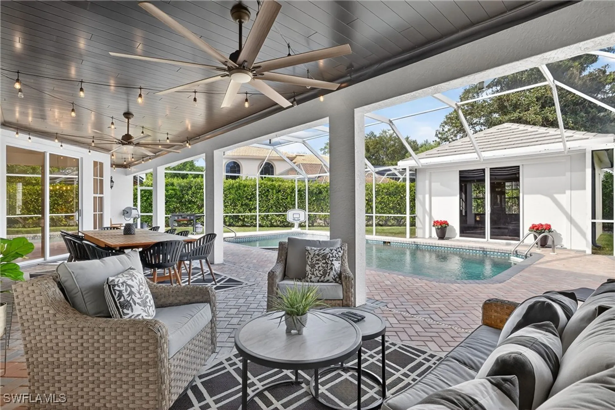 Property Slideshow image 30 of 33 | 263 silverado dr, Naples, FL, 34119