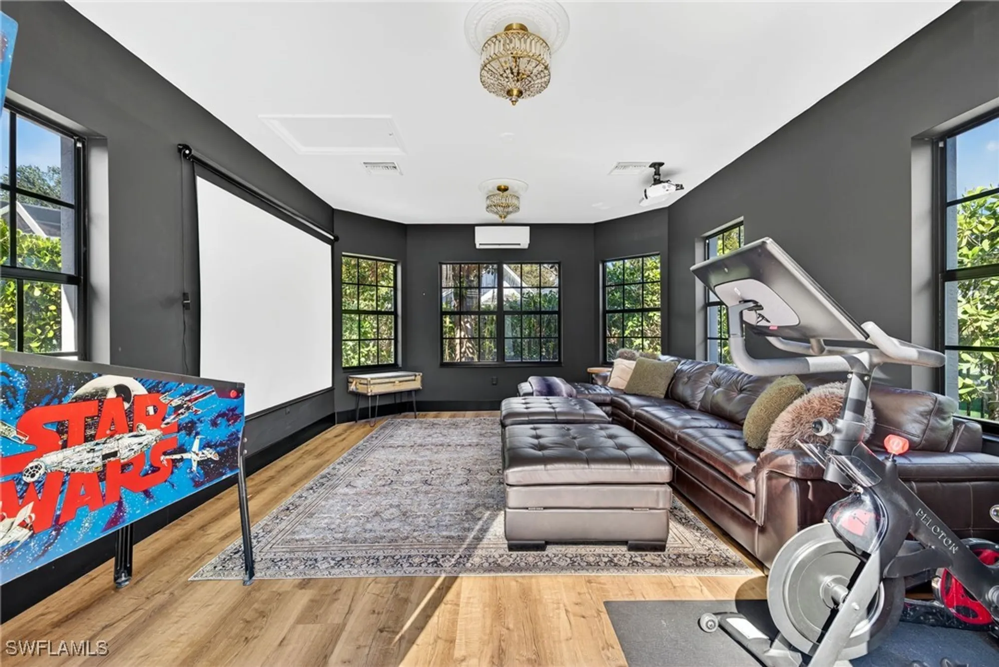 Property Slideshow image 32 of 33 | 263 silverado dr, Naples, FL, 34119