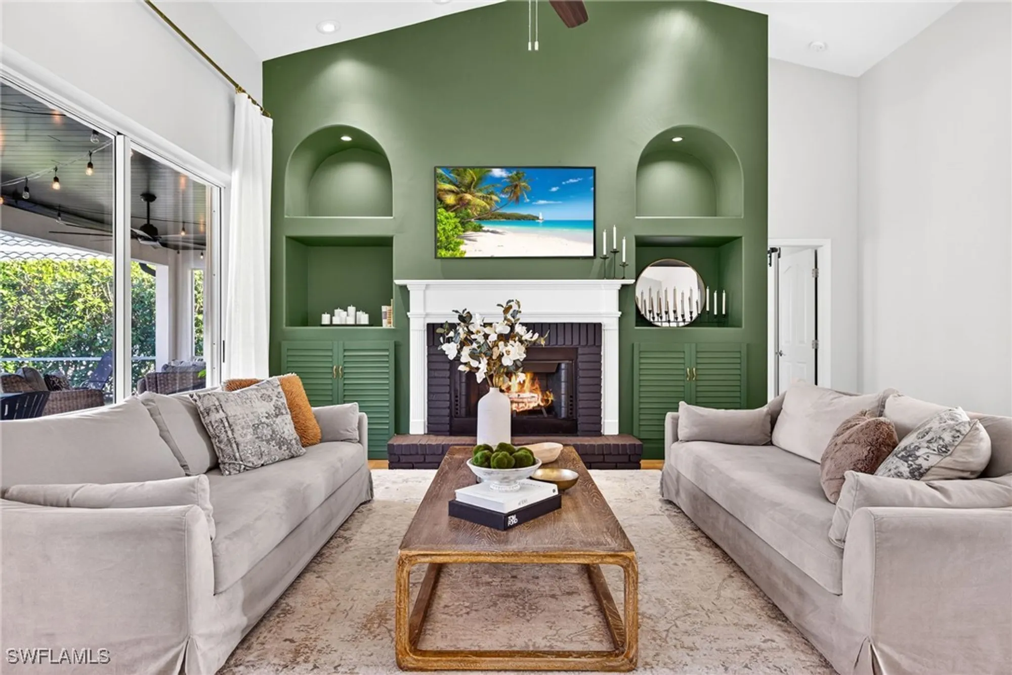 Property Slideshow image 6 of 33 | 263 silverado dr, Naples, FL, 34119