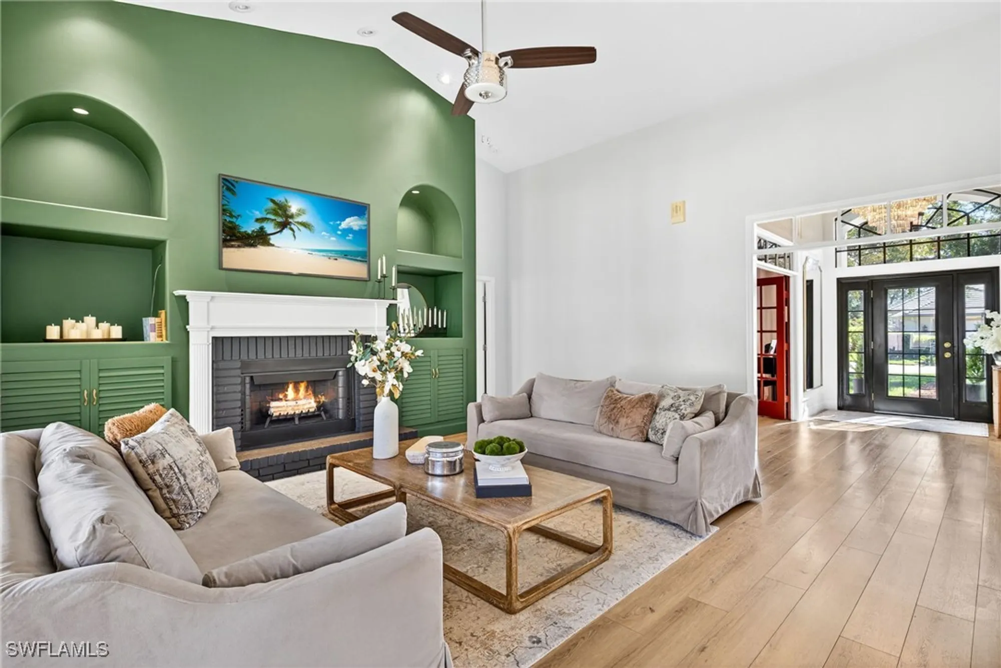 Property Slideshow image 8 of 33 | 263 silverado dr, Naples, FL, 34119