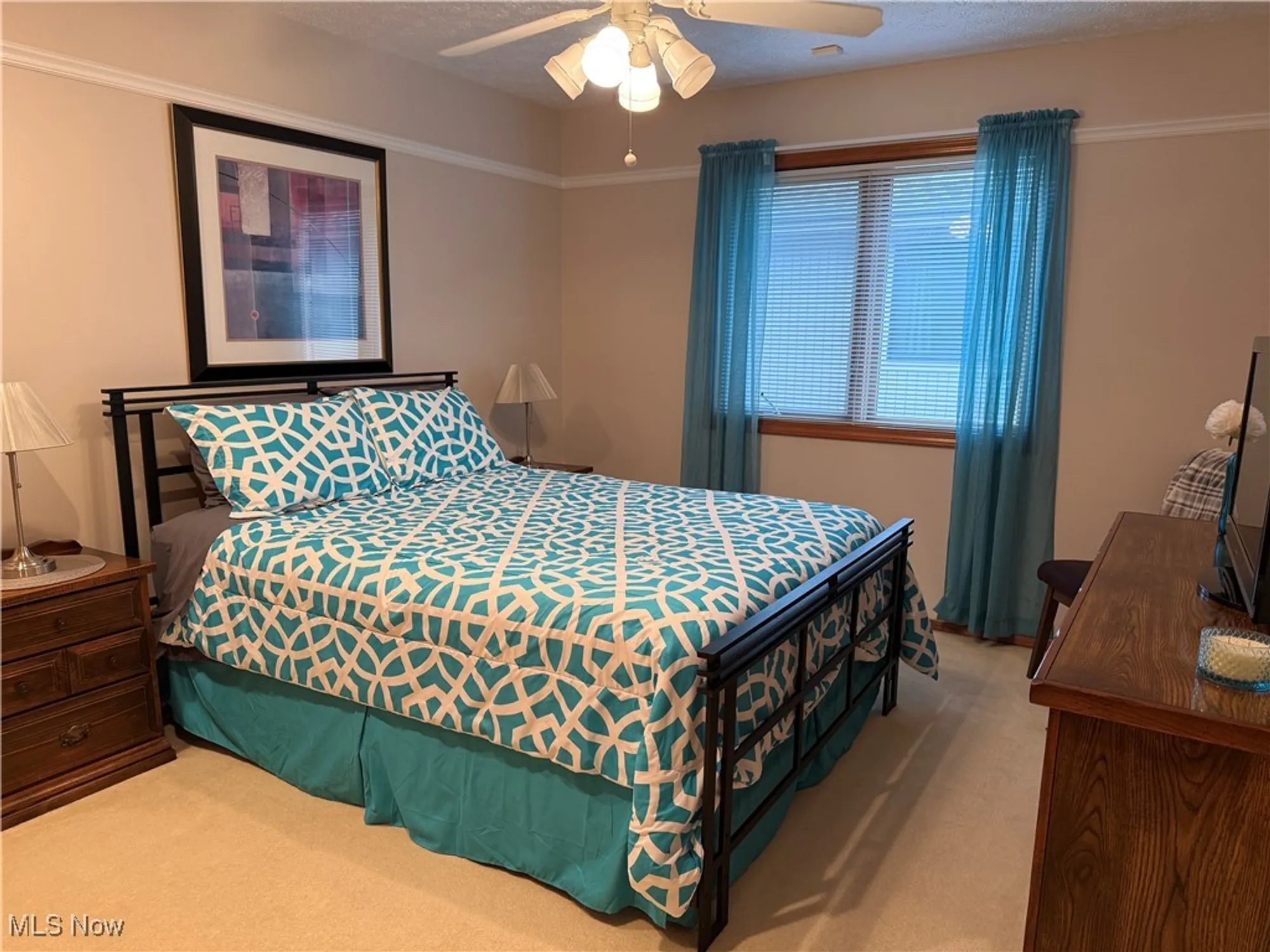 Property Slideshow image 24 of 37 | 32913 woodstone cir, North Ridgeville, OH, 44039