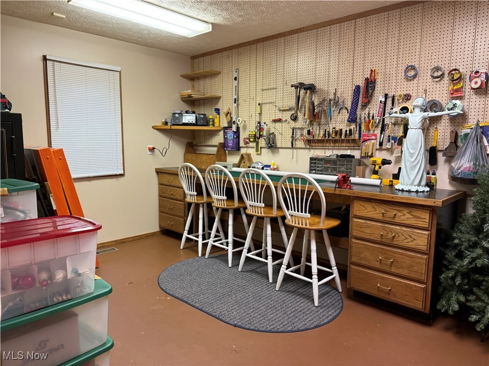 Property Slideshow image 32 of 37 | 32913 woodstone cir, North Ridgeville, OH, 44039