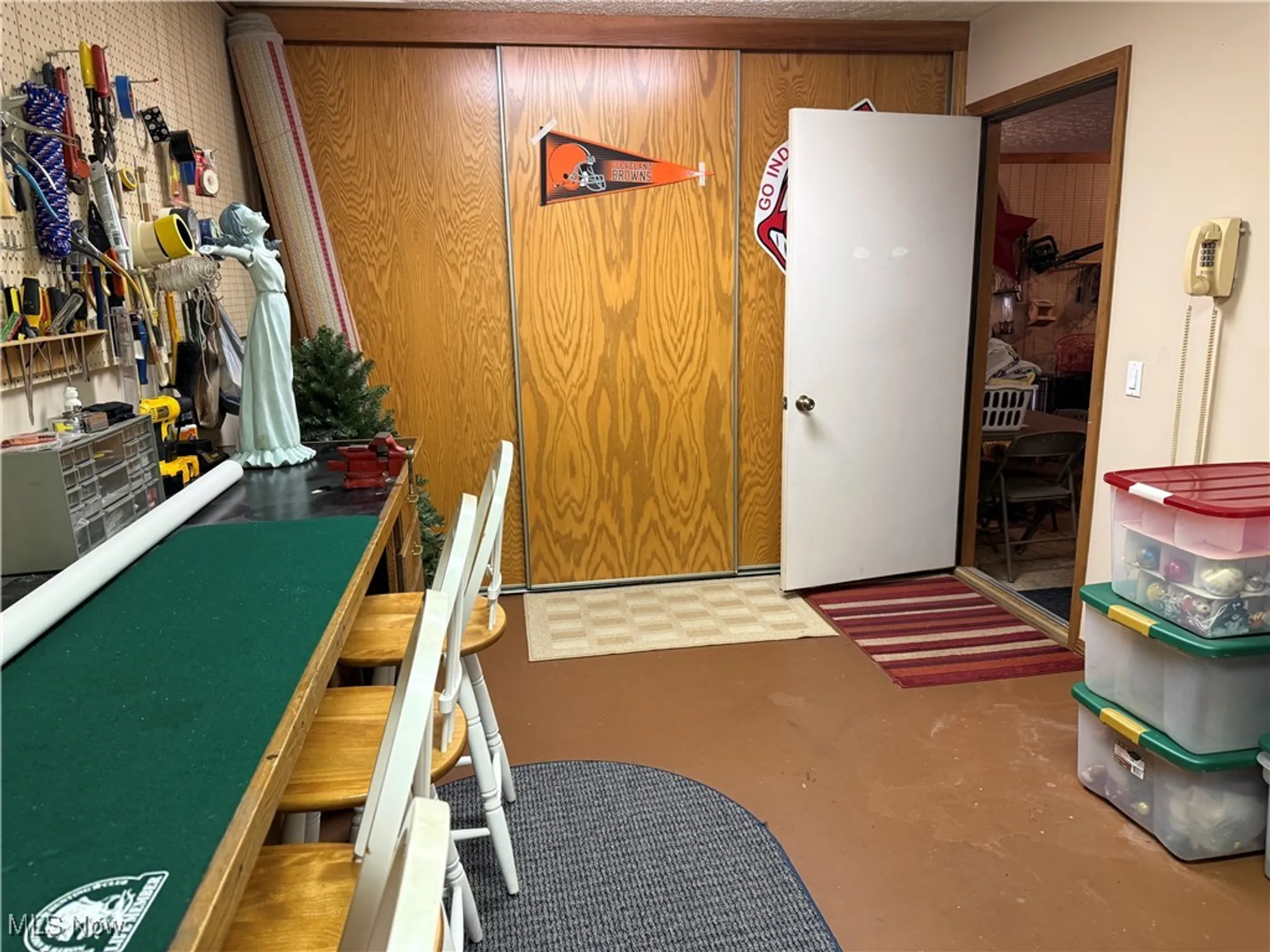 Property Slideshow image 33 of 37 | 32913 woodstone cir, North Ridgeville, OH, 44039