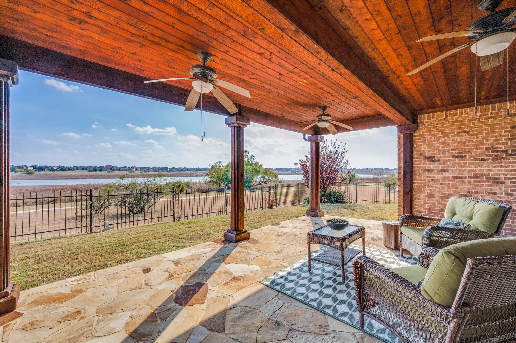 Property Slideshow image 24 of 30 | 1175 harbor springs dr, Frisco, TX, 75036