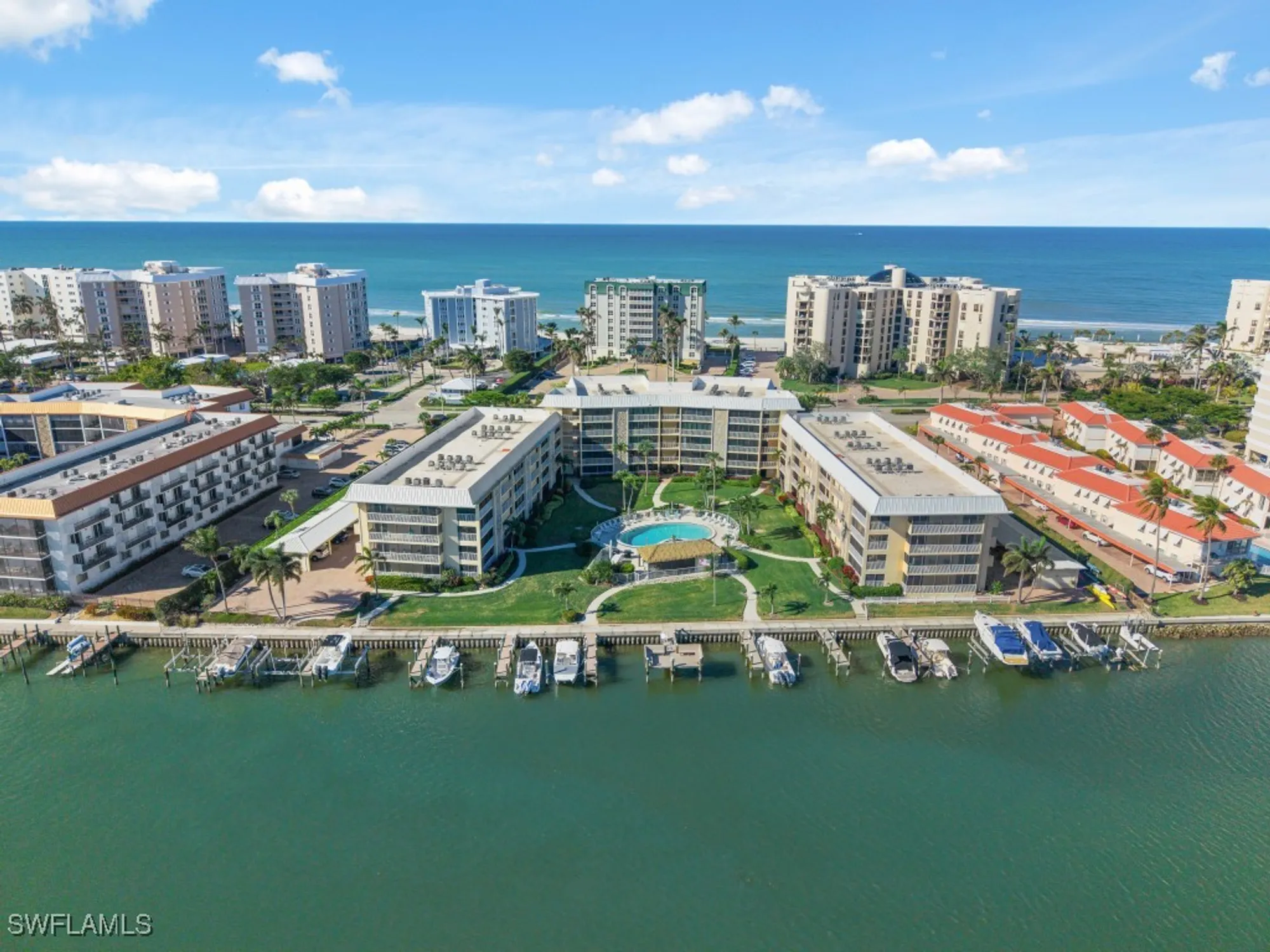 Property Slideshow image 25 of 26 | 3000 gulf shore blvd 202, Naples, FL, 34103