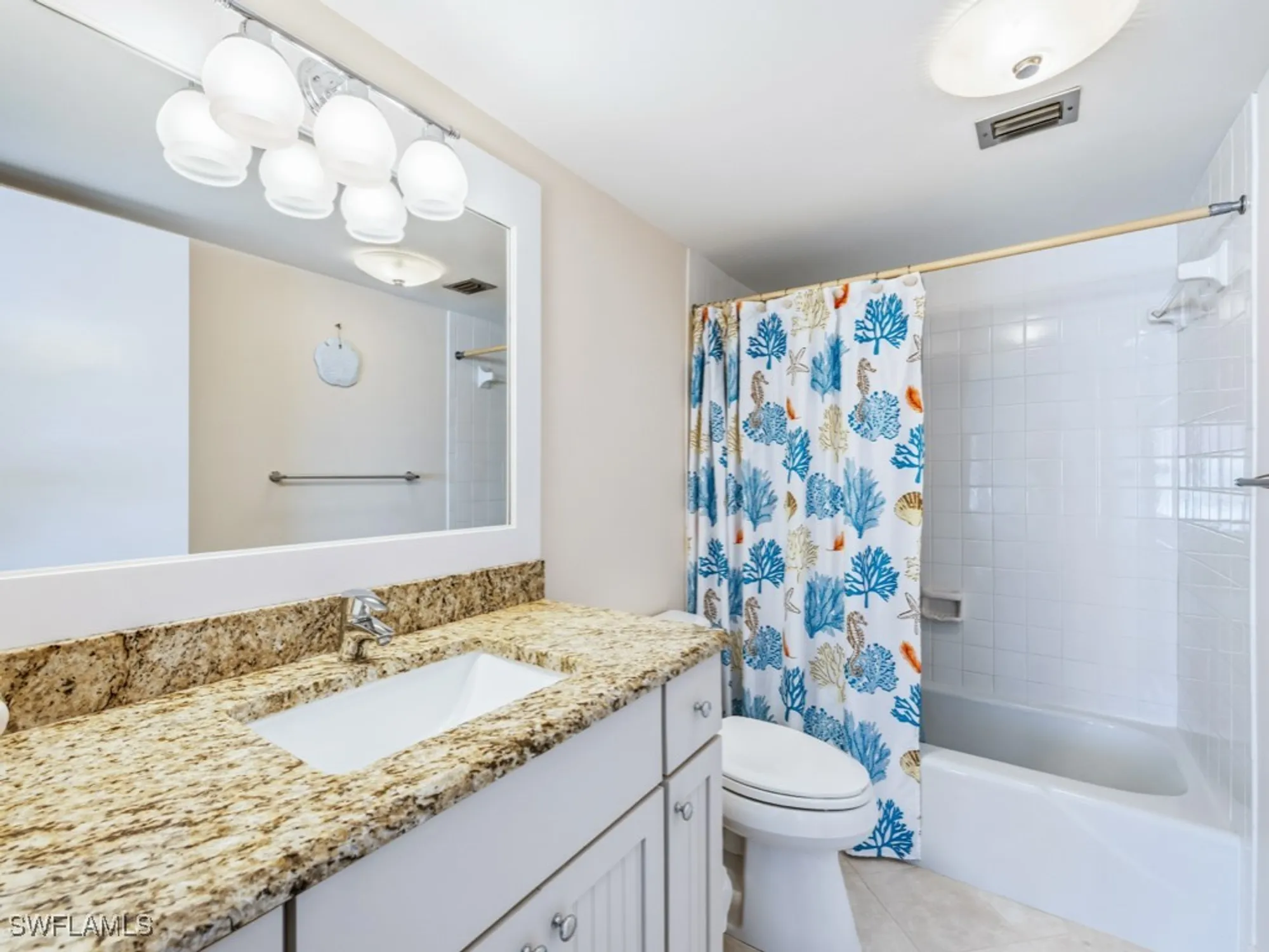 Property Slideshow image 22 of 26 | 3000 gulf shore blvd 202, Naples, FL, 34103