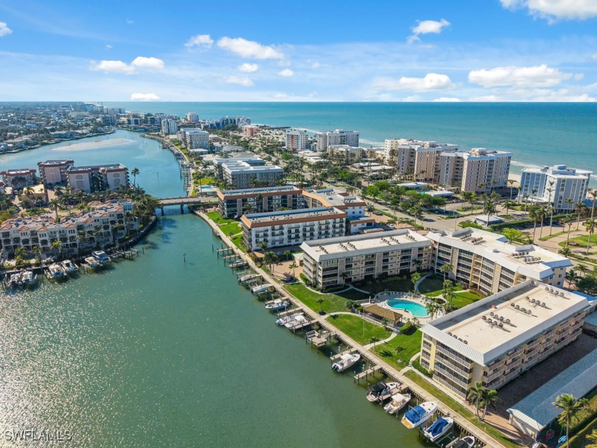 Property Slideshow image 7 of 26 | 3000 gulf shore blvd 202, Naples, FL, 34103