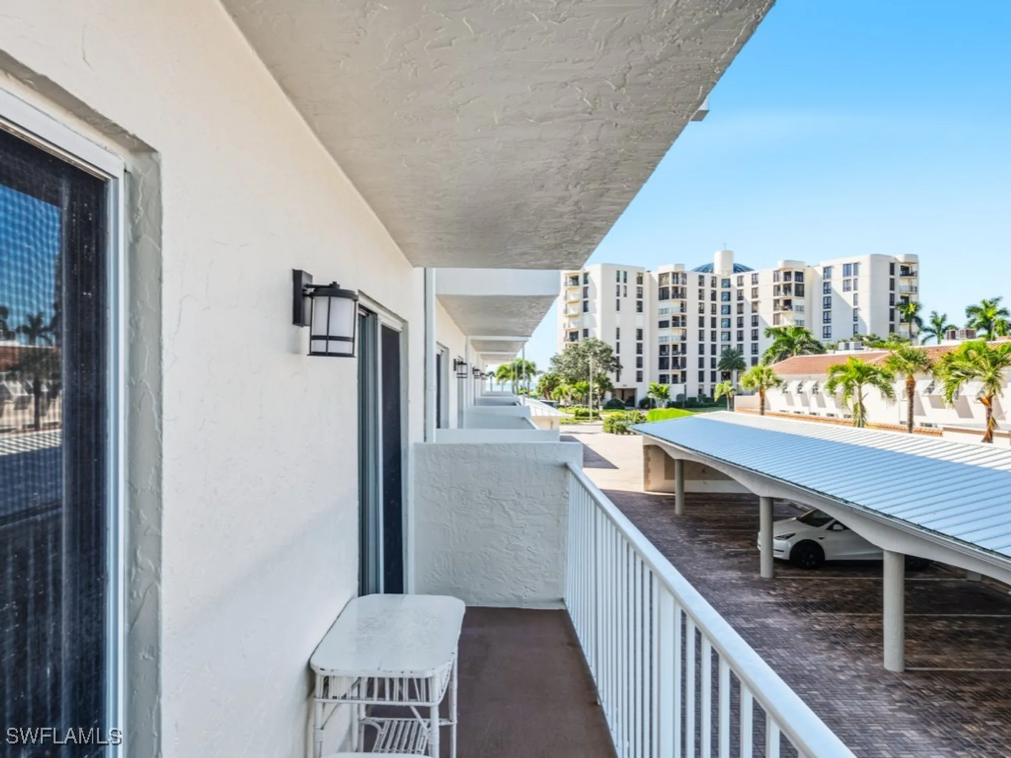 Property Slideshow image 9 of 26 | 3000 gulf shore blvd 202, Naples, FL, 34103