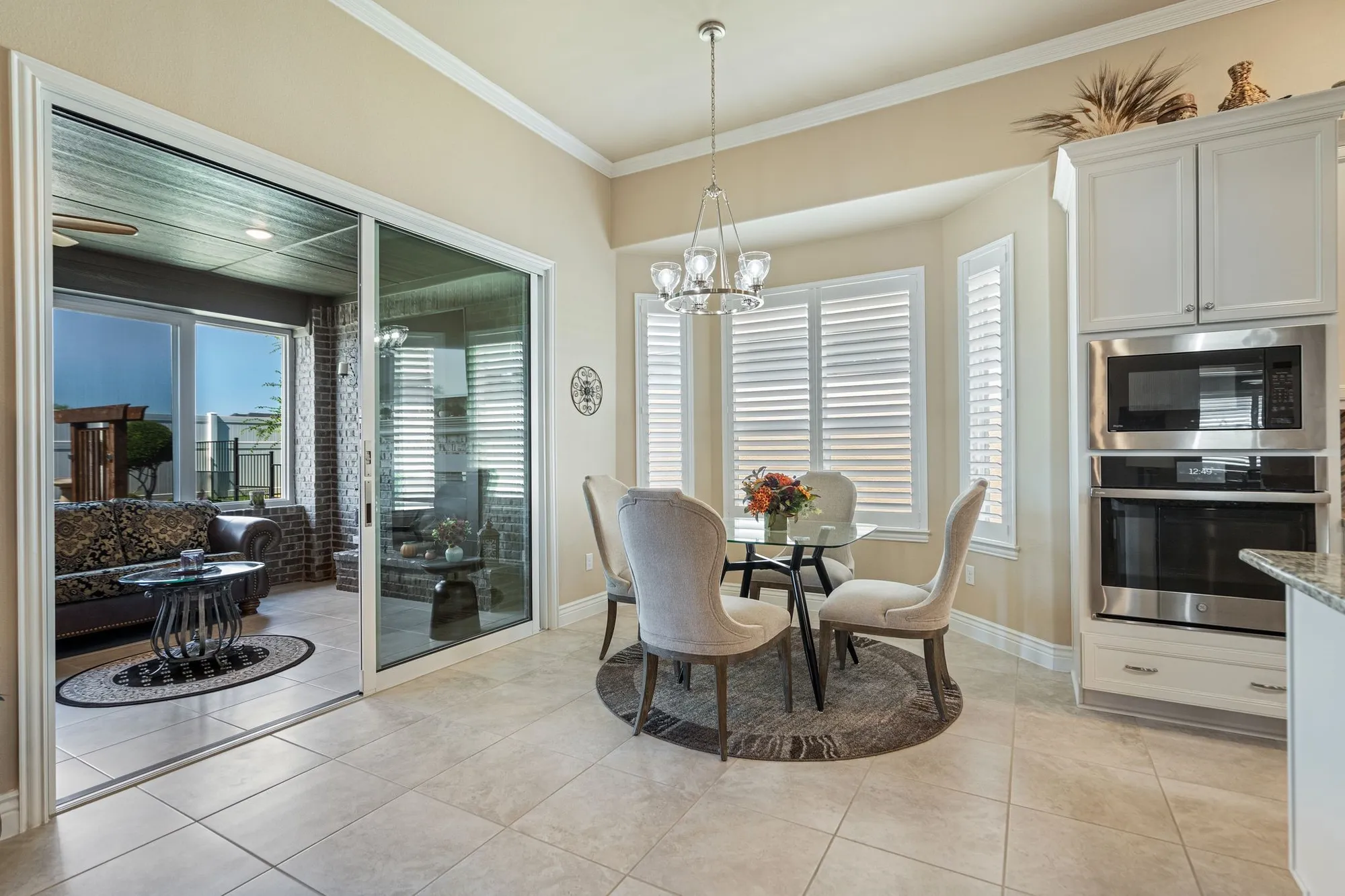 Property Slideshow image 15 of 32 | 9720 silver rock way, Denton, TX, 76207