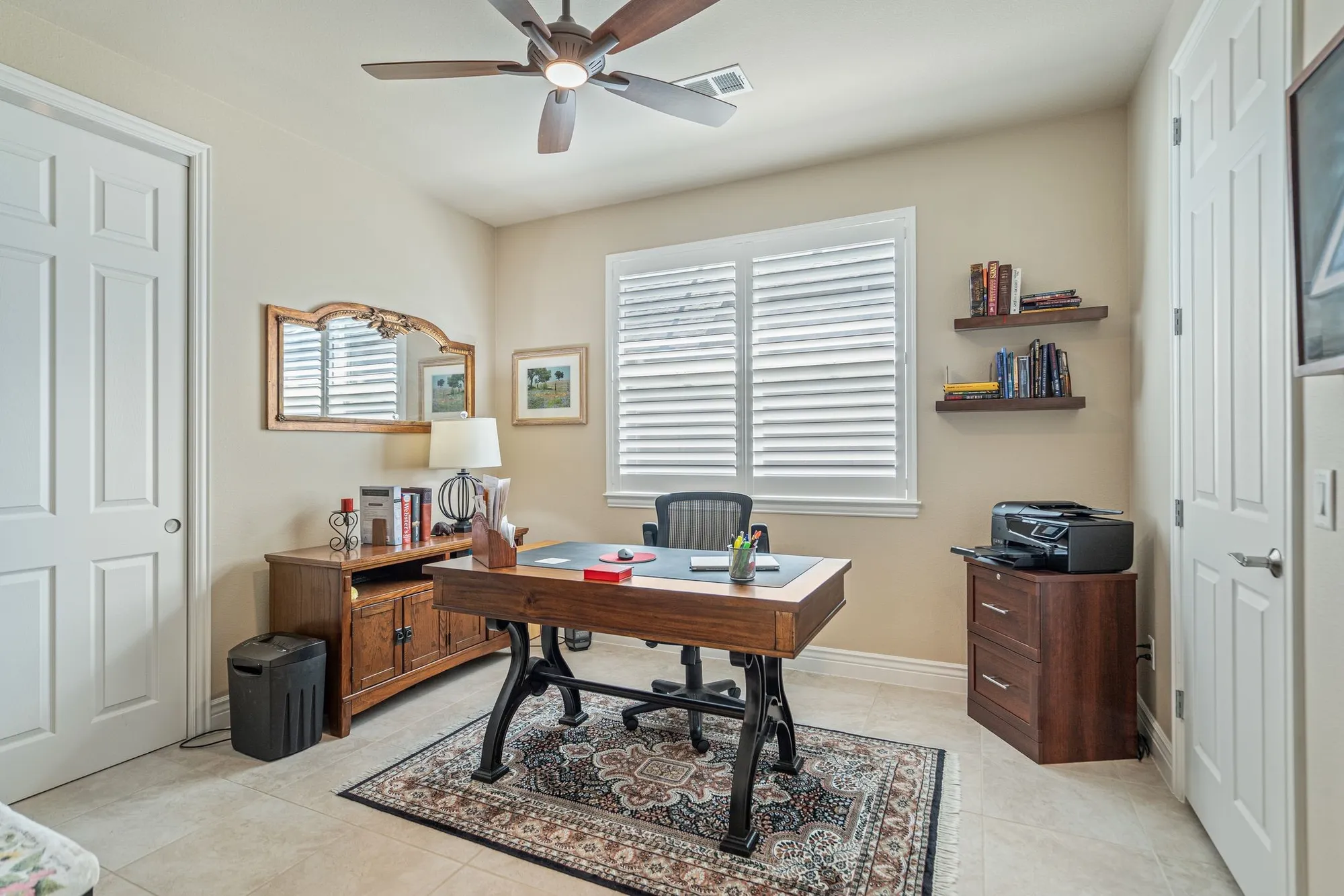 Property Slideshow image 24 of 32 | 9720 silver rock way, Denton, TX, 76207