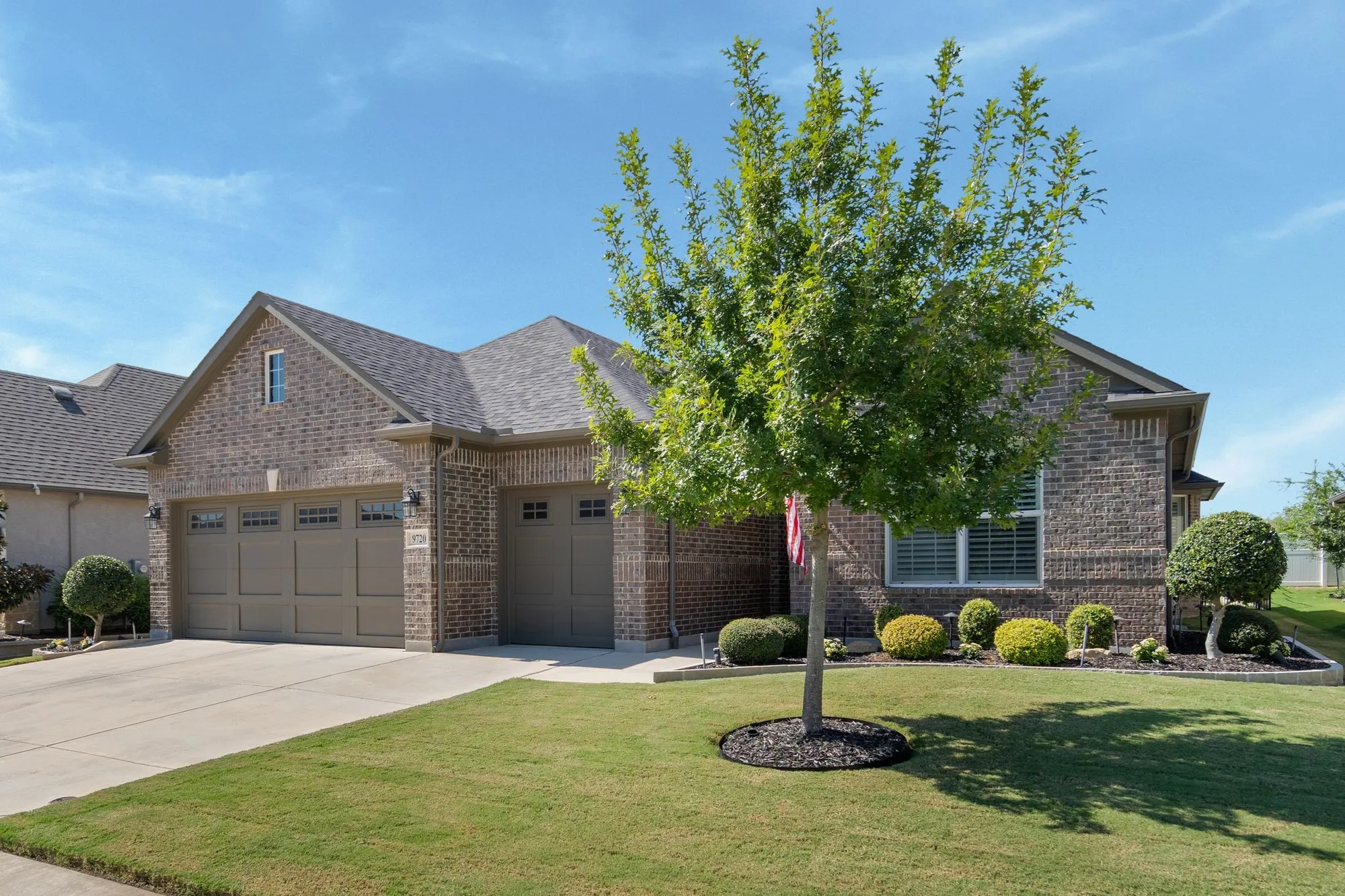 Property Slideshow image 2 of 32 | 9720 silver rock way, Denton, TX, 76207