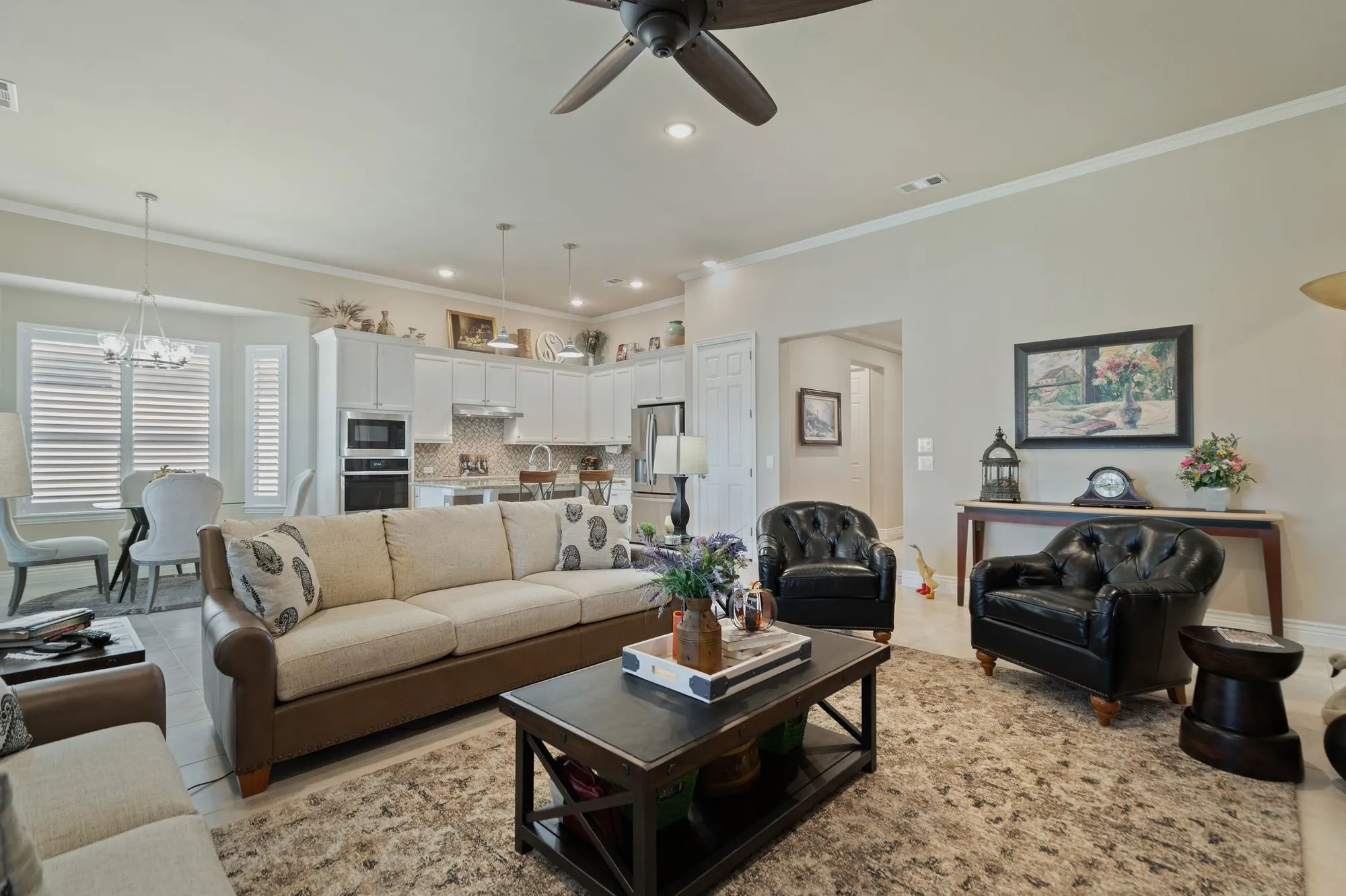 Property Slideshow image 9 of 32 | 9720 silver rock way, Denton, TX, 76207