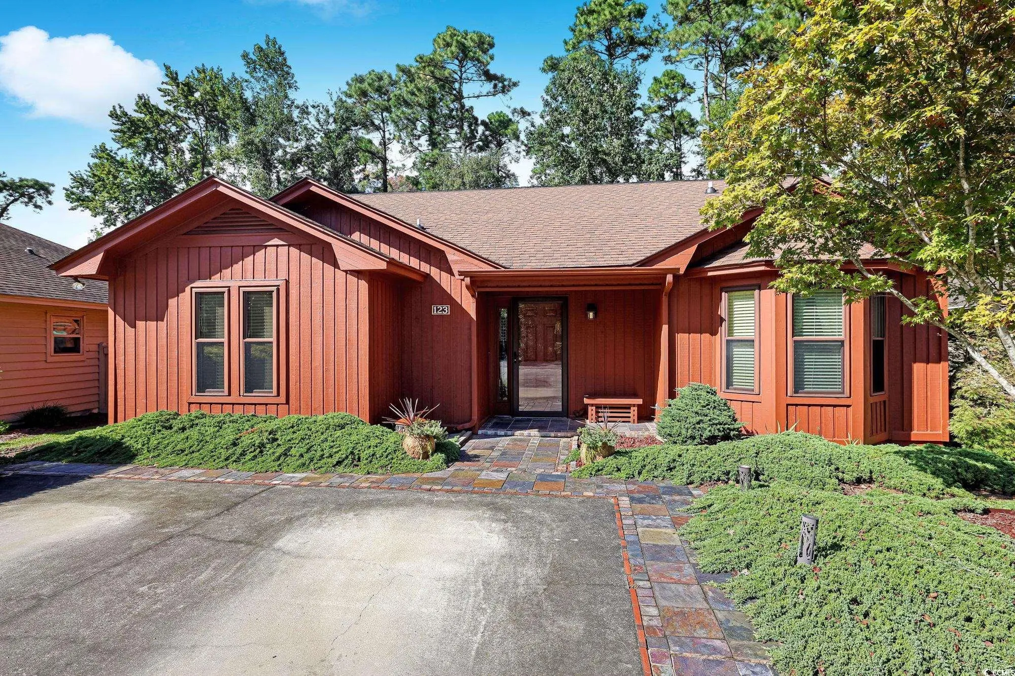 Property Slideshow image 1 of 36 | 123 hickory dr, Conway, SC, 29526
