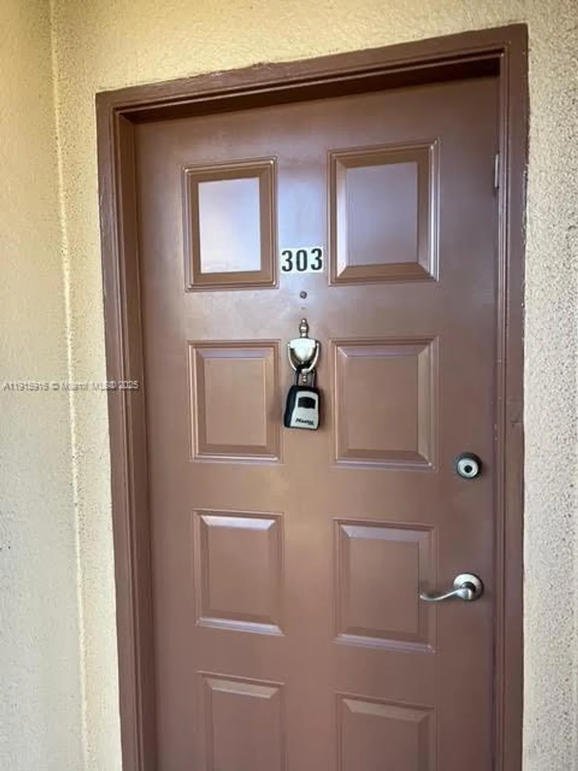 Property Slideshow image 3 of 38 | 13001 sw 11th ct apt 303a, Pembroke Pines, FL, 33027