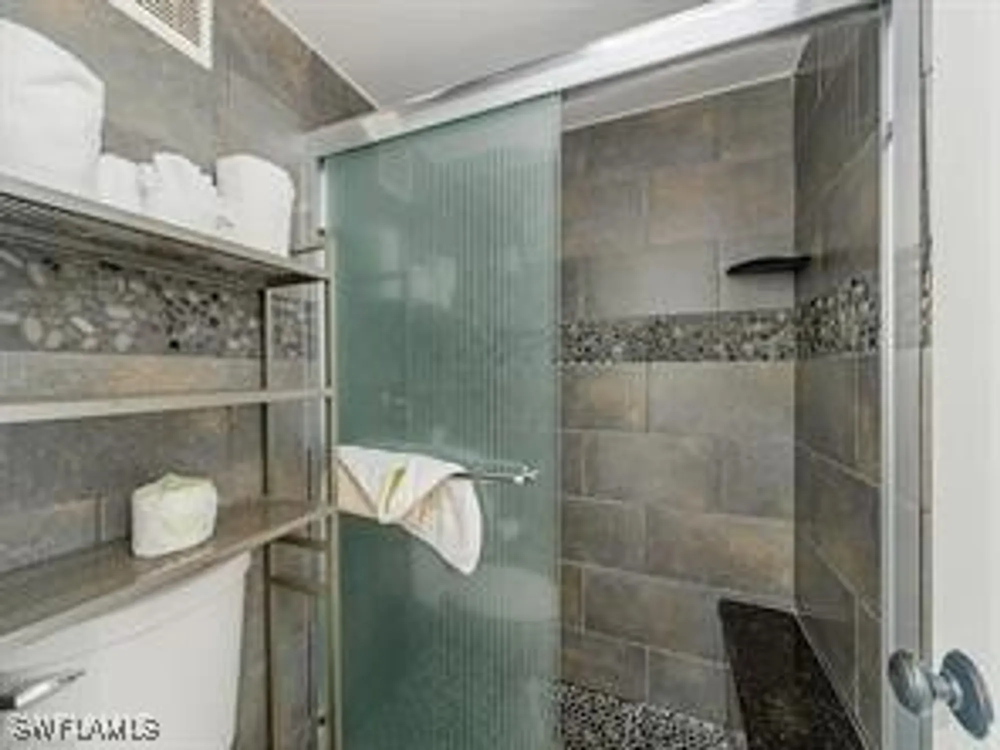 Property Slideshow image 4 of 6 | 2555 9th st n # 109, Naples, FL, 34103