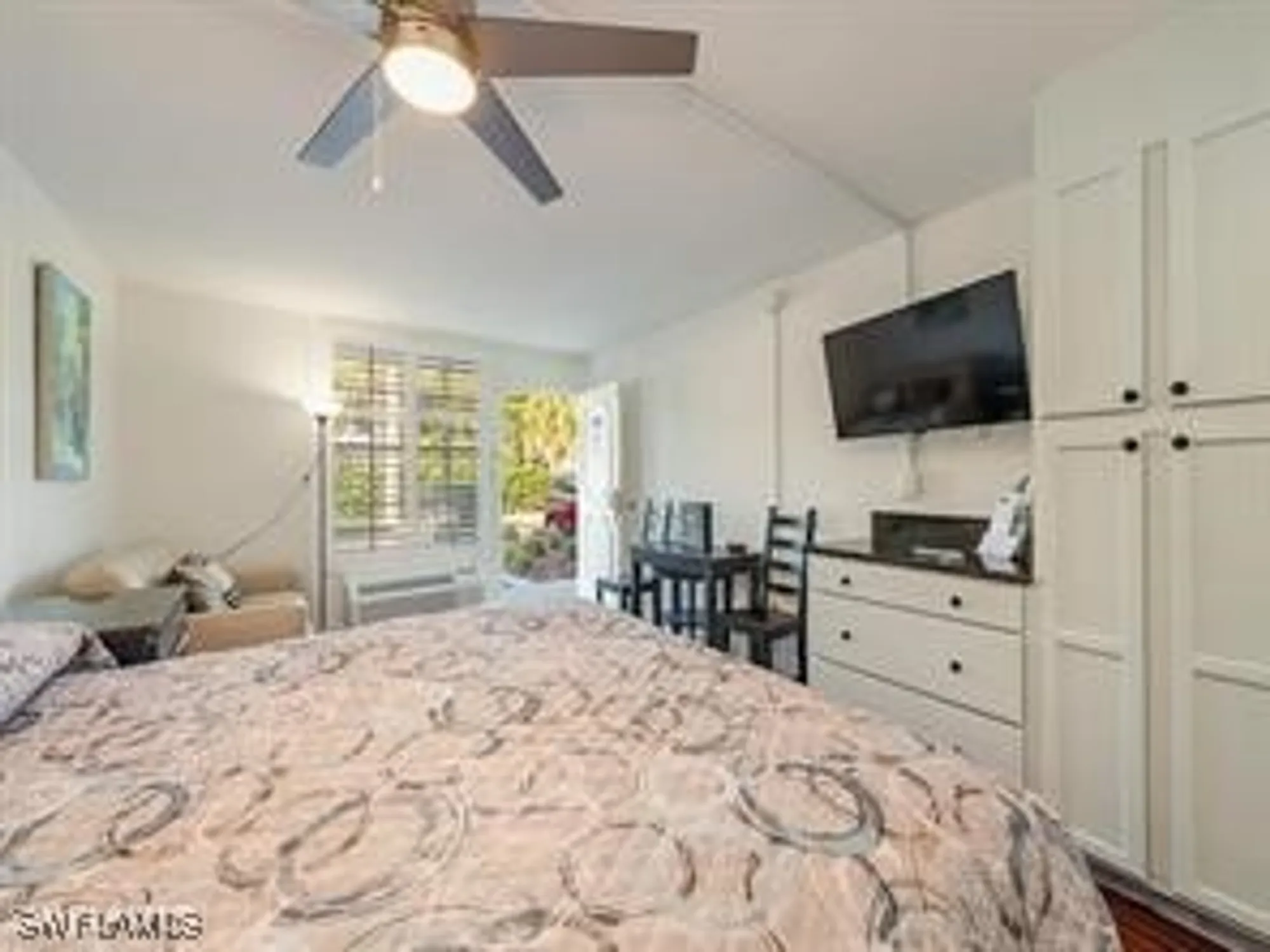 Property Slideshow image 5 of 6 | 2555 9th st n # 109, Naples, FL, 34103