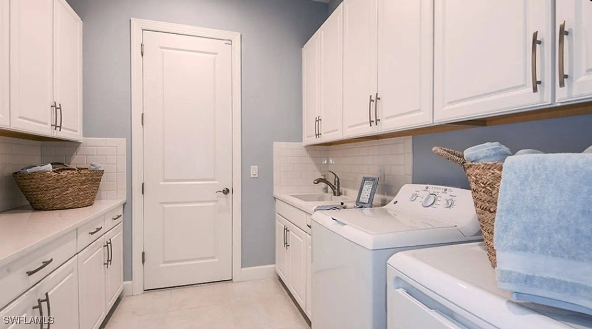 Property Slideshow image 16 of 34 | 12701 terracina dr, Fort Myers, FL, 33913