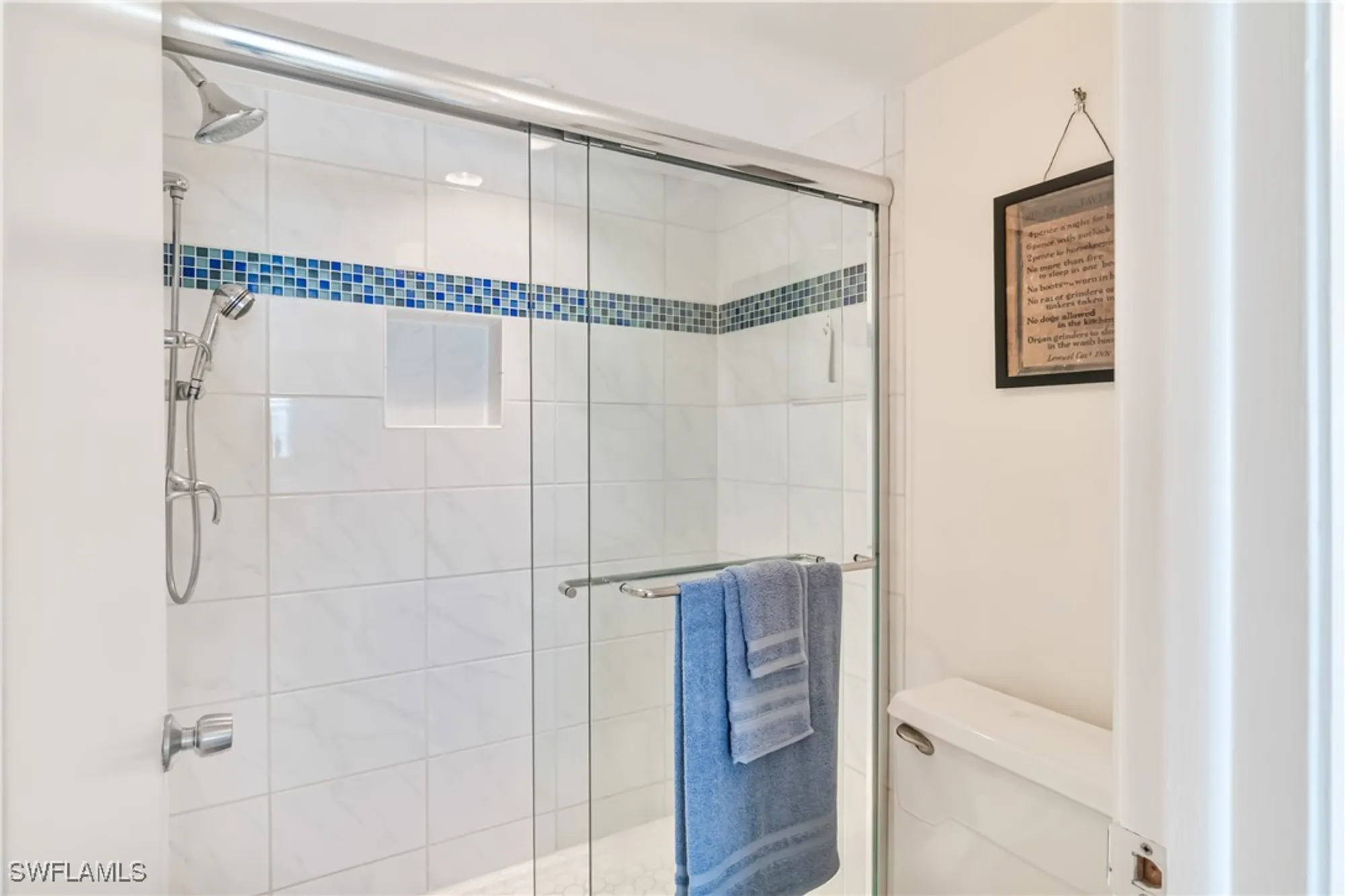 Property Slideshow image 10 of 24 | 3443 gulf shore blvd 812, Naples, FL, 34103