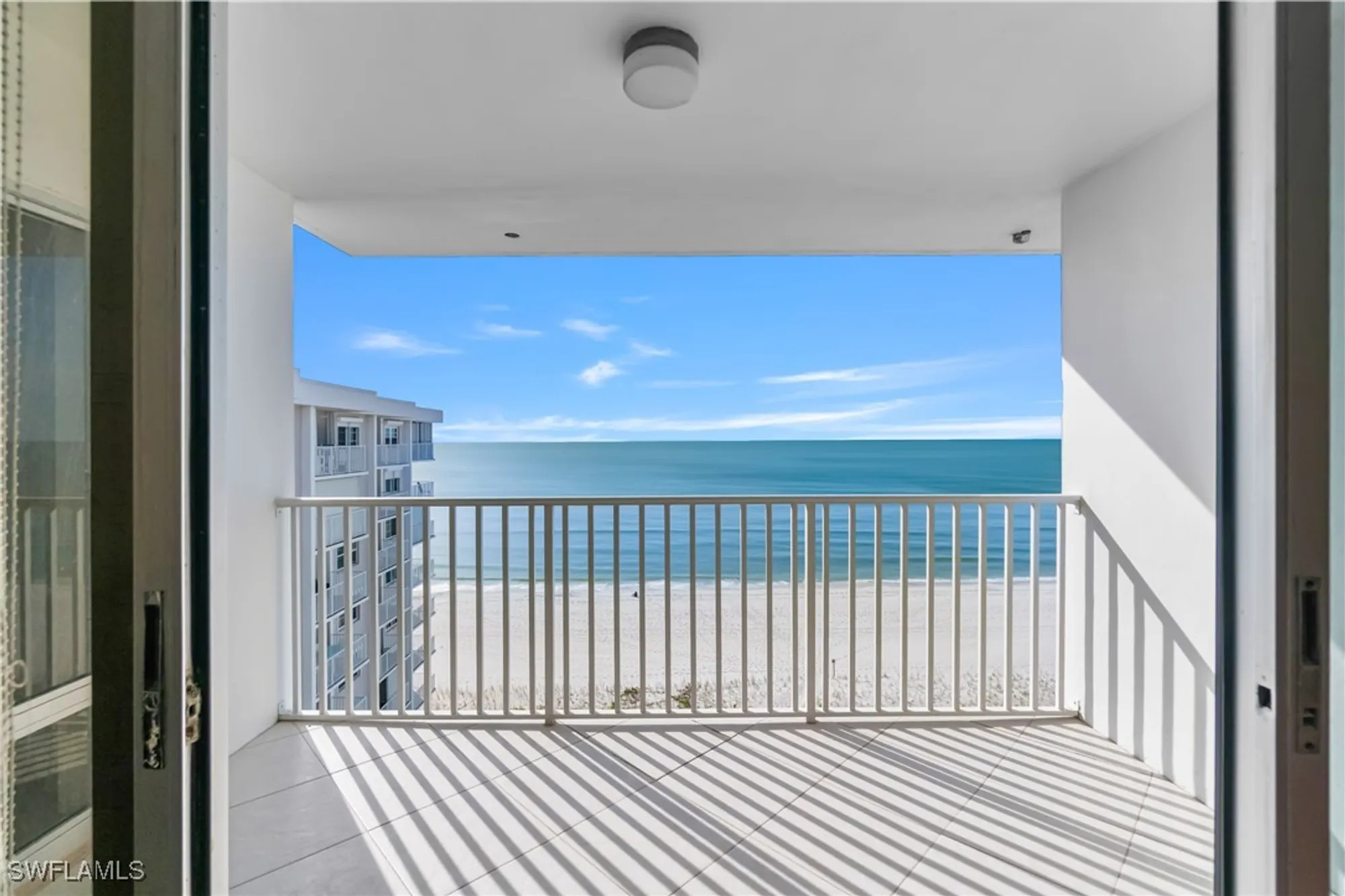 Property Slideshow image 5 of 24 | 3443 gulf shore blvd 812, Naples, FL, 34103