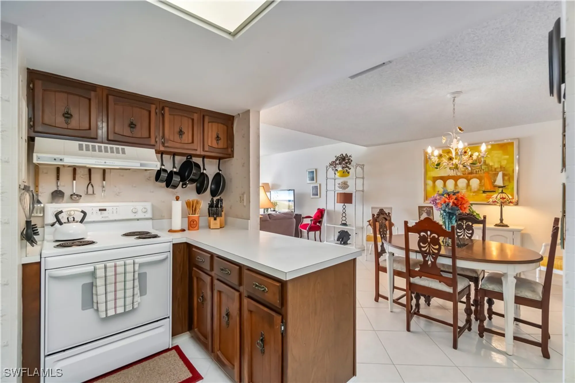 Property Slideshow image 6 of 24 | 3443 gulf shore blvd 812, Naples, FL, 34103