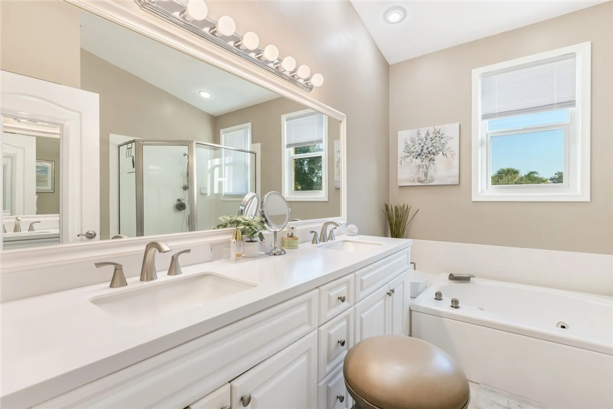 Property Slideshow image 19 of 35 | 4877 n newport island dr # 14d, Vero Beach, FL, 32967