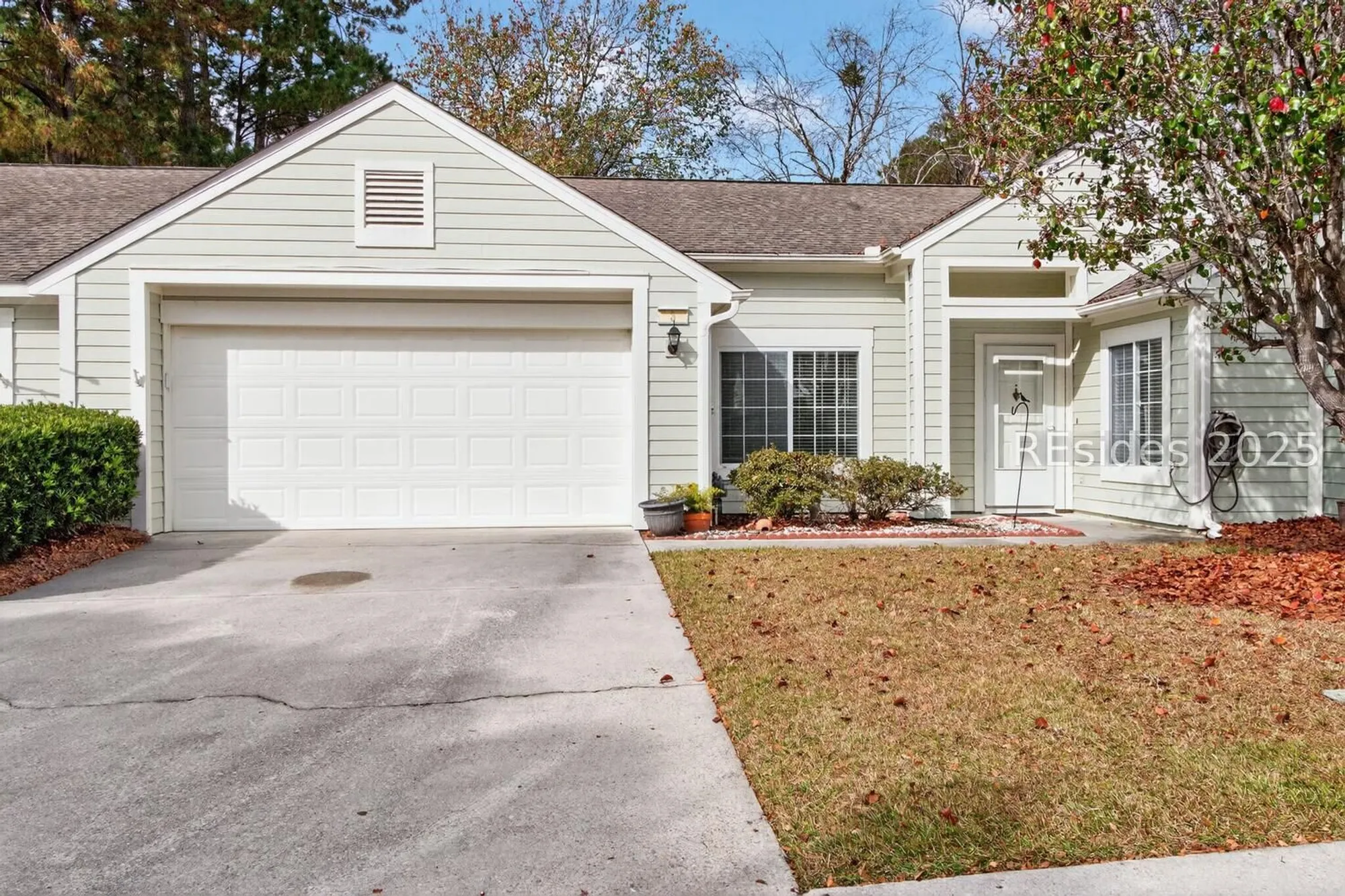 Property Slideshow image 1 of 27 | 3 pepper pl, Bluffton, SC, 29909