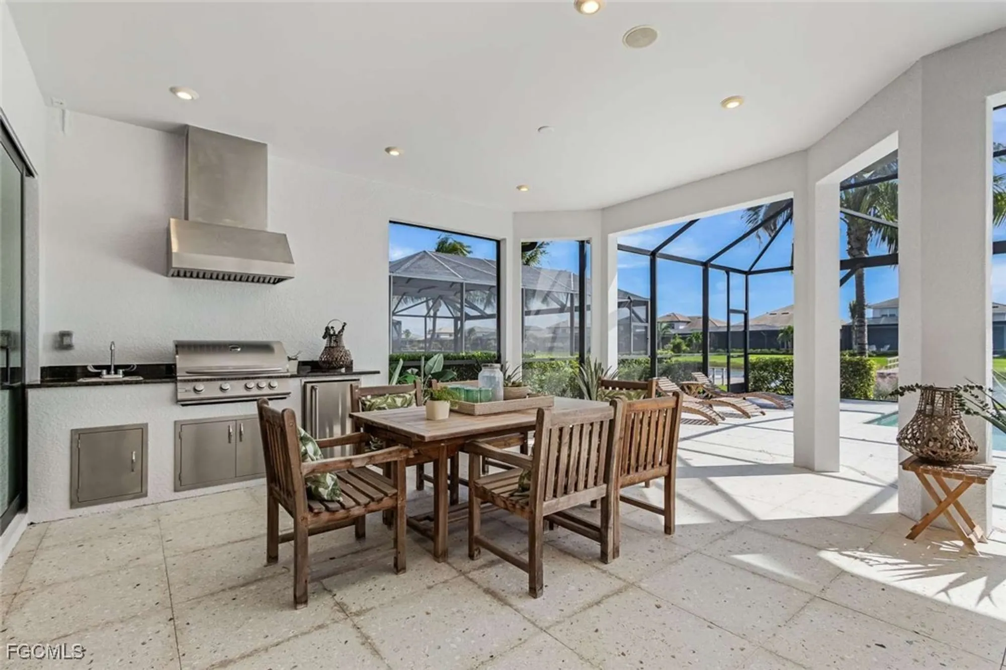 Property Slideshow image 31 of 36 | 11591 venetian lagoon dr, Fort Myers, FL, 33913