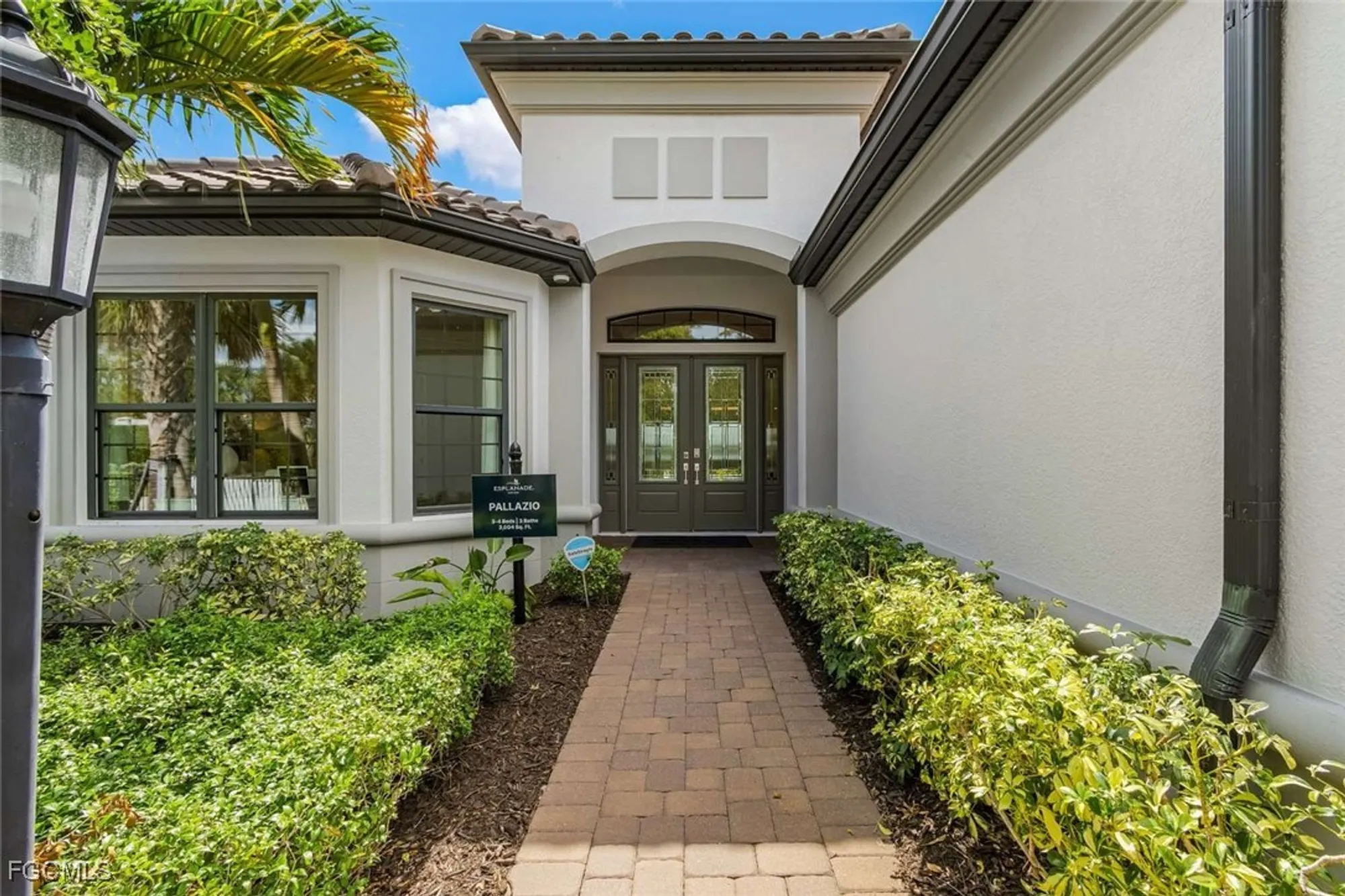 Property Slideshow image 4 of 36 | 11591 venetian lagoon dr, Fort Myers, FL, 33913