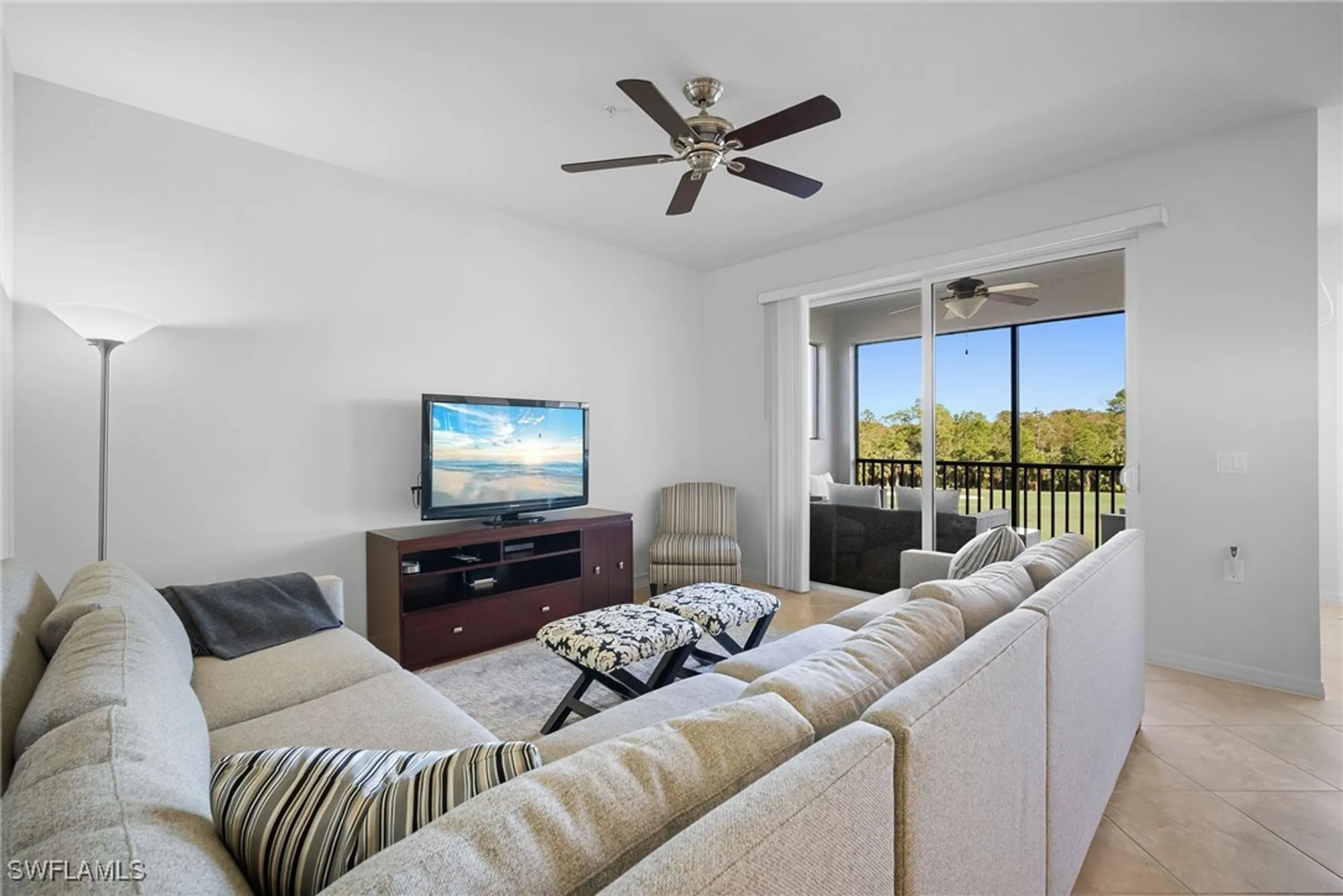 Property Slideshow image 10 of 56 | 10333 heritage bay blvd 1741, Naples, FL, 34120