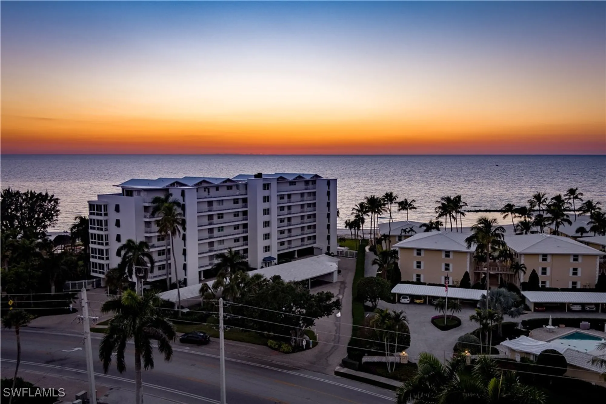 Property Slideshow image 1 of 50 | 2150 gulf shore blvd 609, Naples, FL, 34102