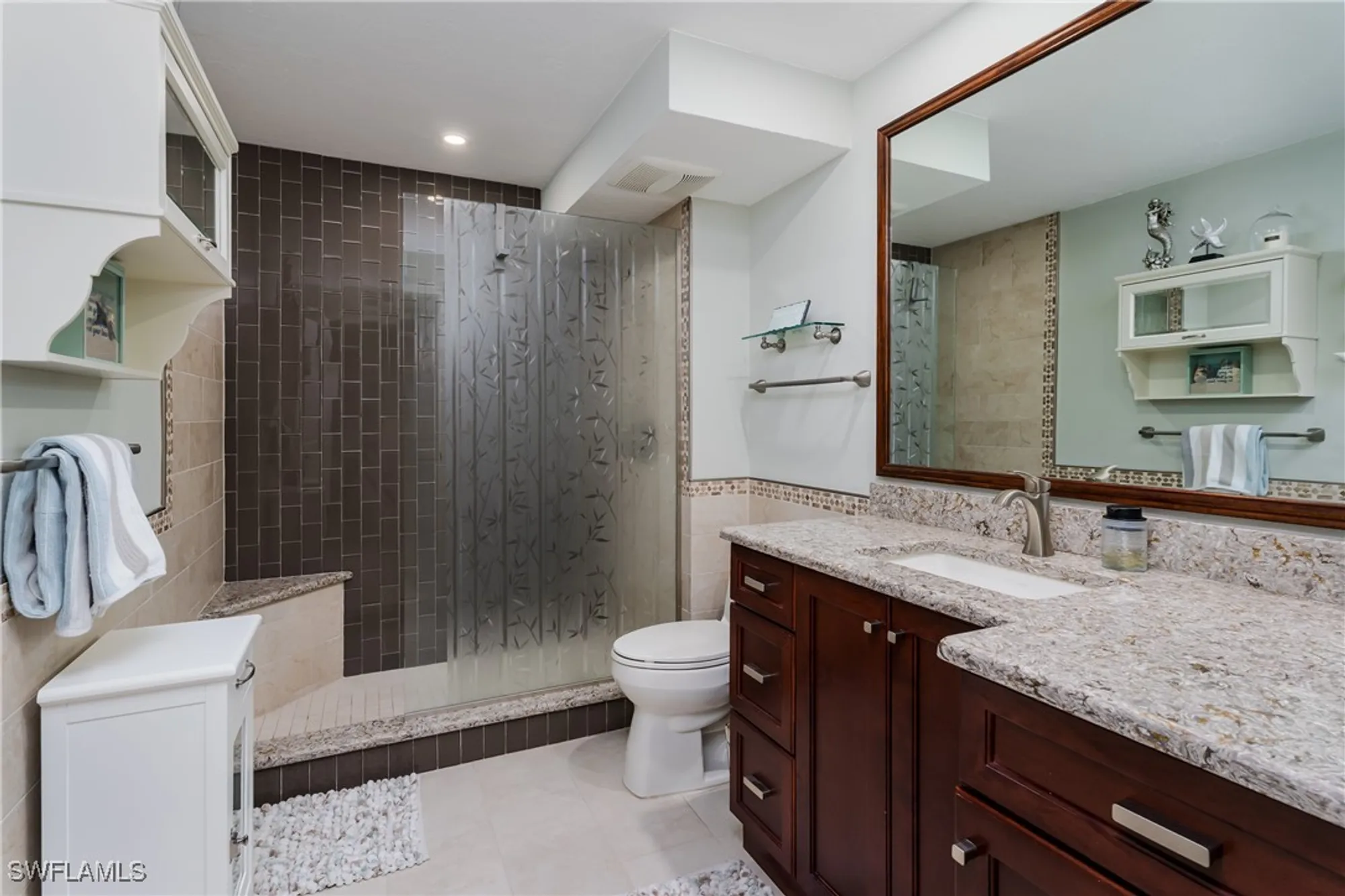 Property Slideshow image 27 of 50 | 2150 gulf shore blvd 609, Naples, FL, 34102