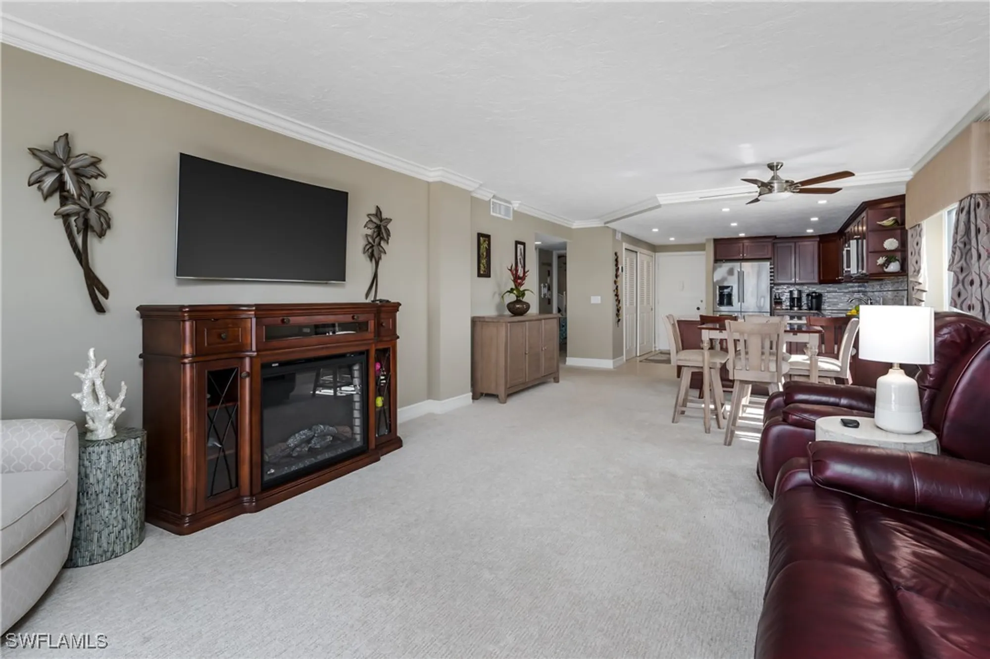 Property Slideshow image 20 of 50 | 2150 gulf shore blvd 609, Naples, FL, 34102