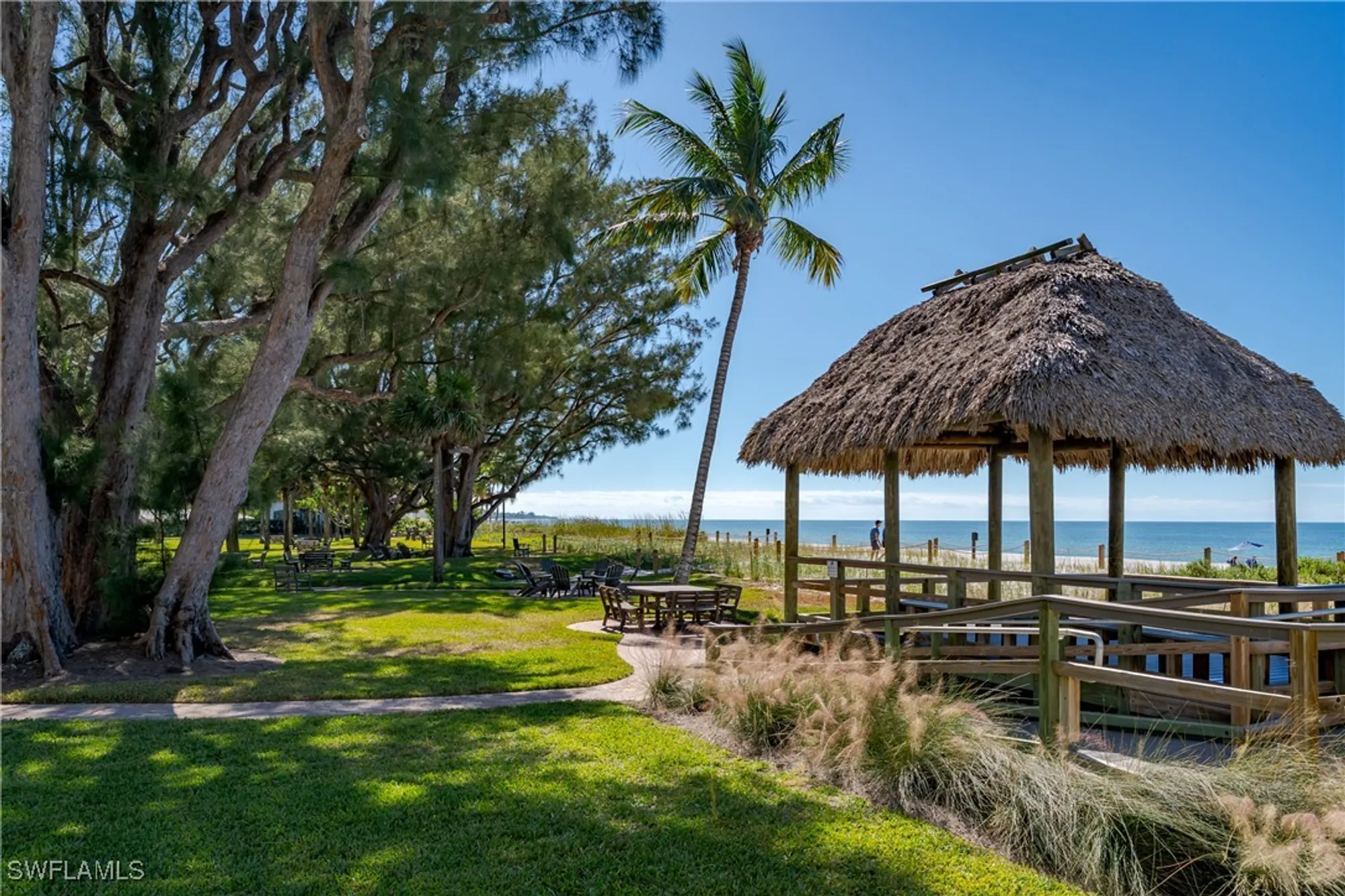 Property Slideshow image 35 of 50 | 2150 gulf shore blvd 609, Naples, FL, 34102