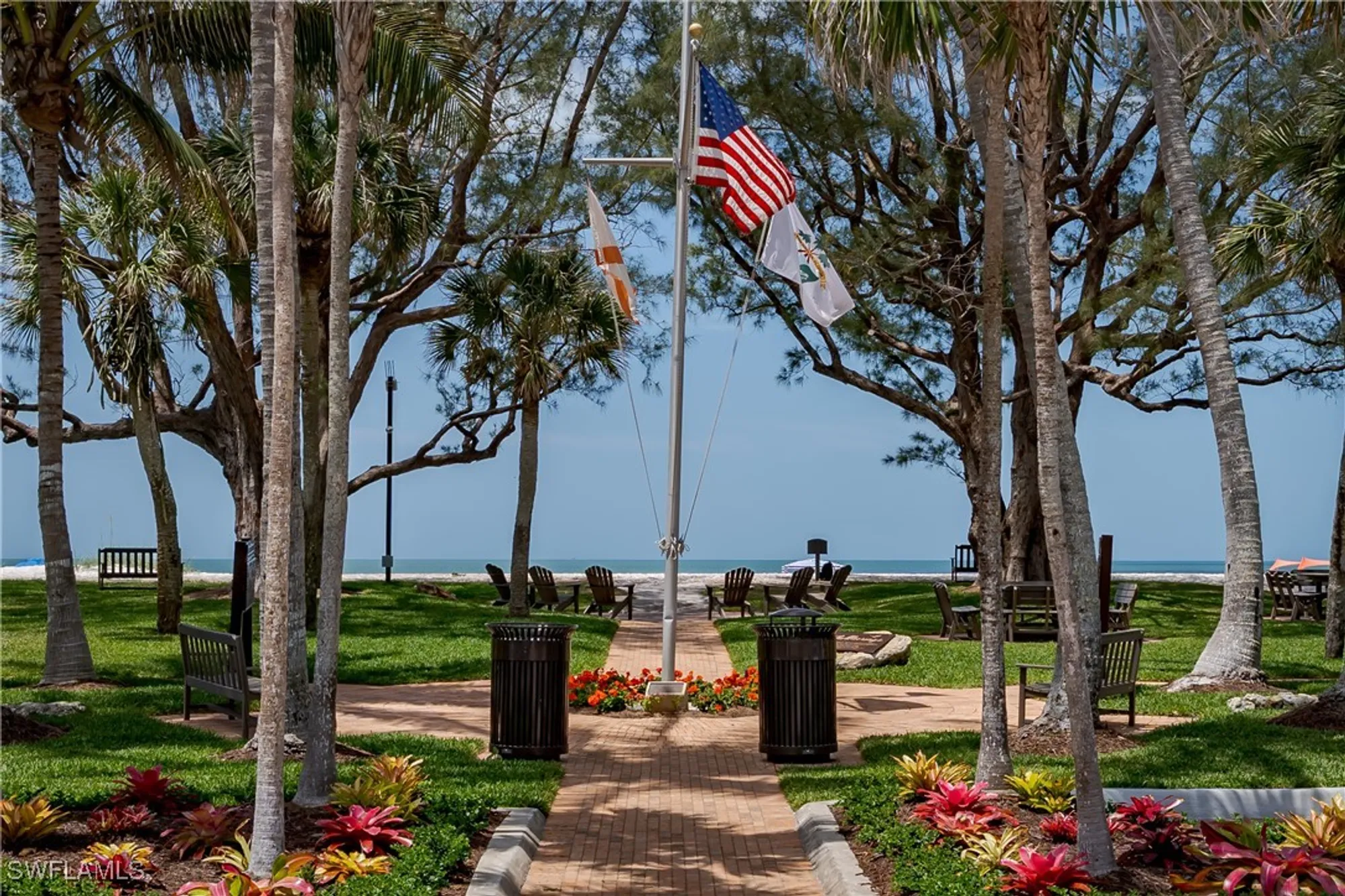 Property Slideshow image 41 of 50 | 2150 gulf shore blvd 609, Naples, FL, 34102